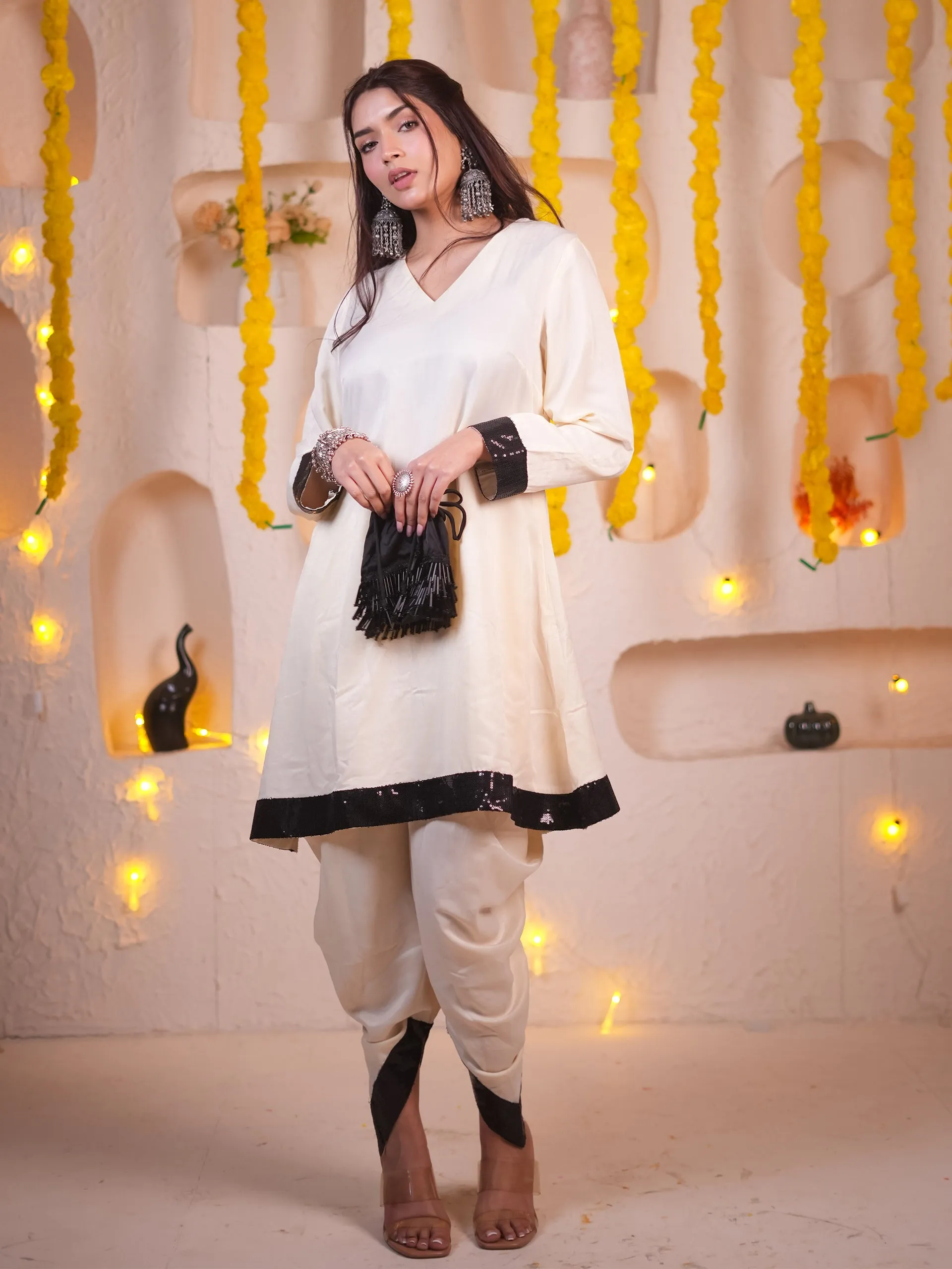 2 Pc SET - White And Black Sequin Kurta And Pant