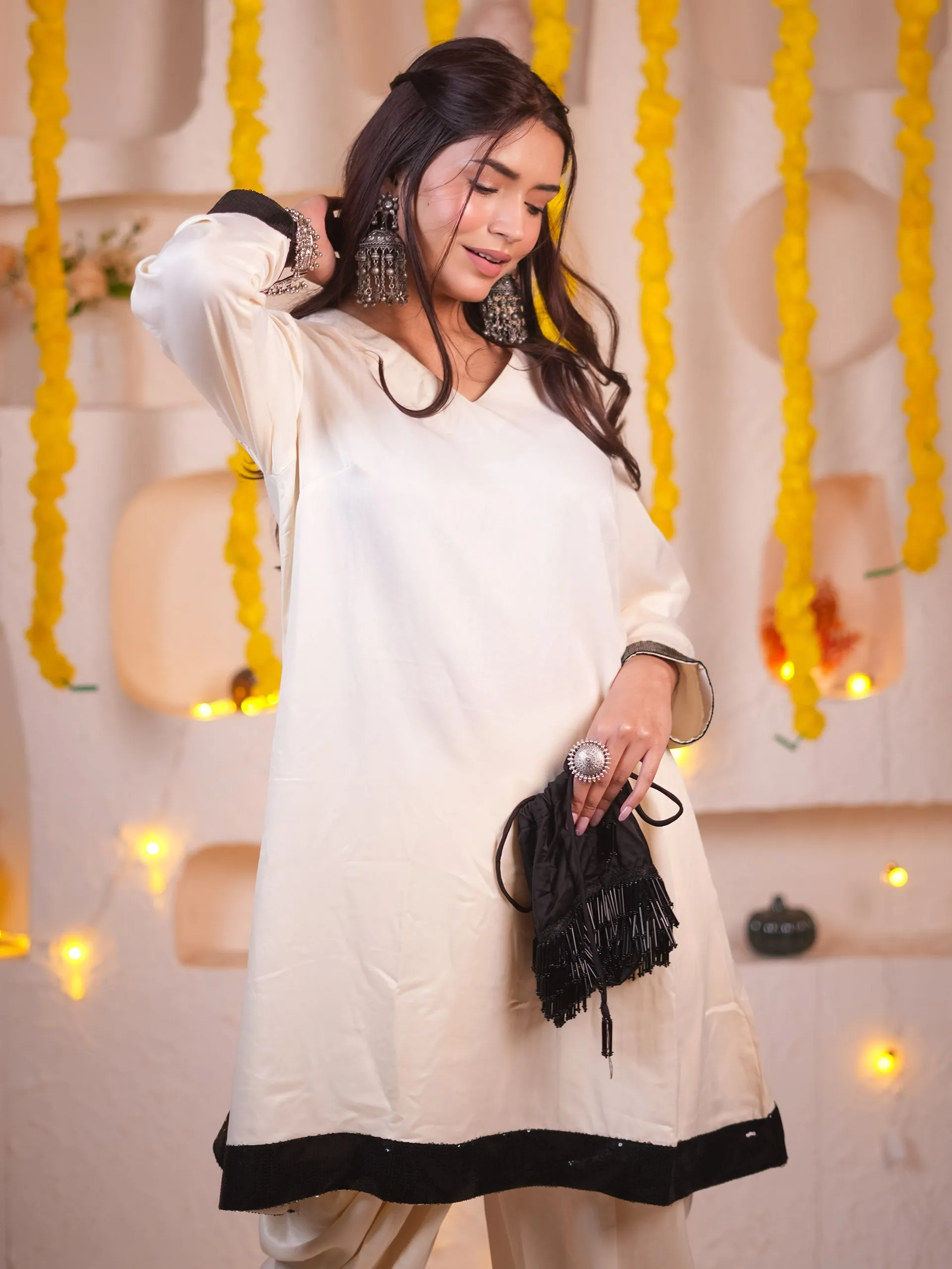 2 Pc SET - White And Black Sequin Kurta And Pant