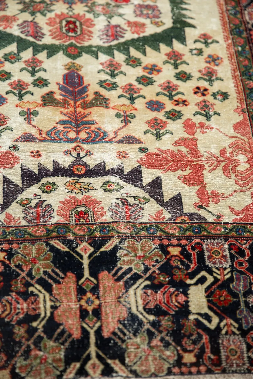 4x6 Antique Farahan Sarouk Rug