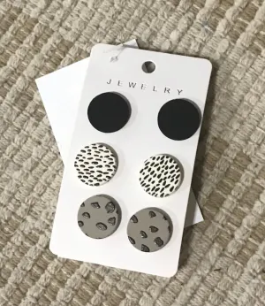 Black Earring Set