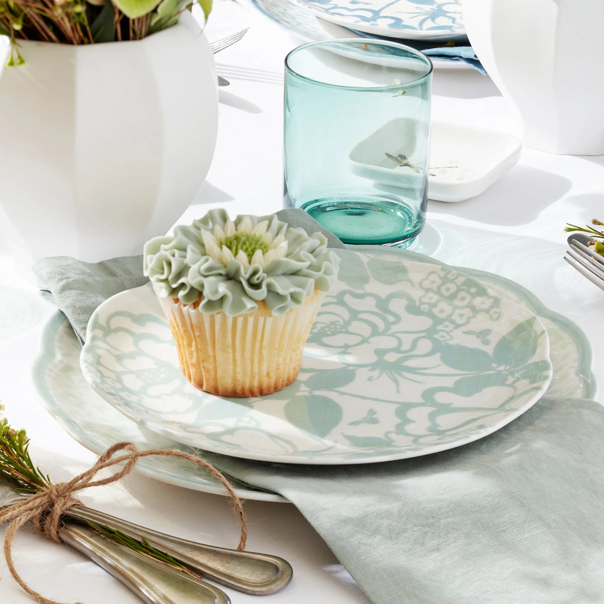 Butterfly Meadow Cottage 4-Piece Accent Plates