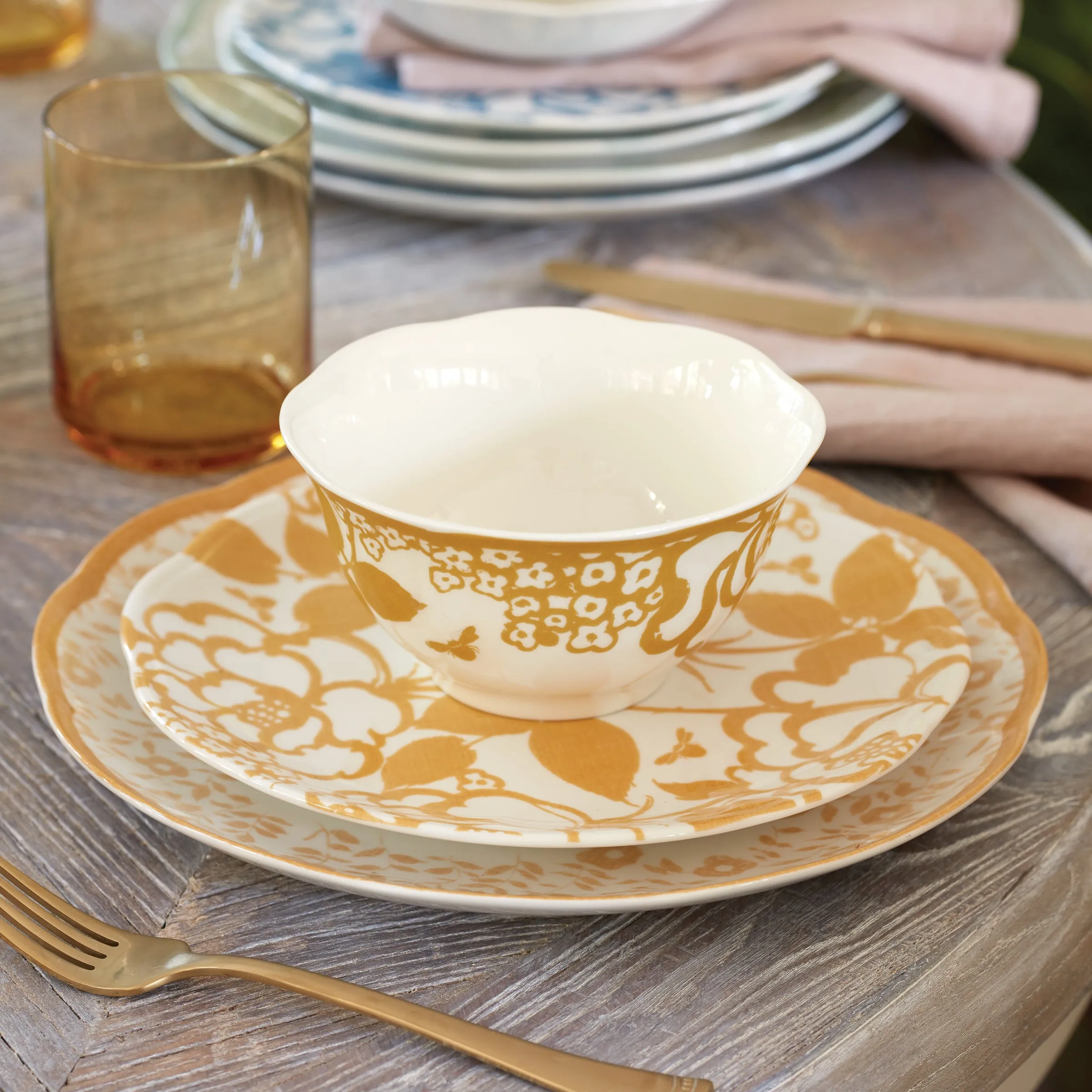 Butterfly Meadow Cottage 4-Piece Accent Plates