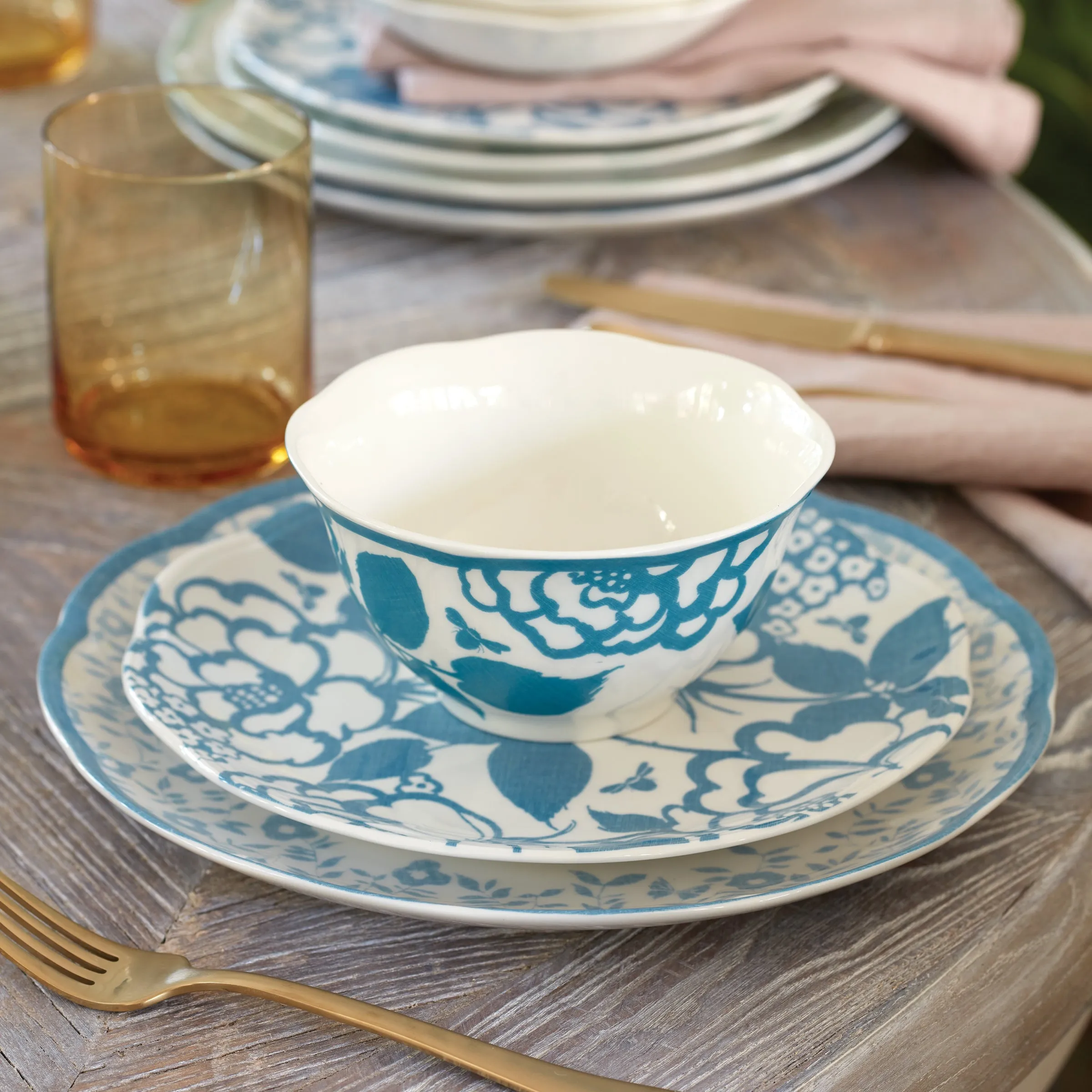 Butterfly Meadow Cottage 4-Piece Accent Plates