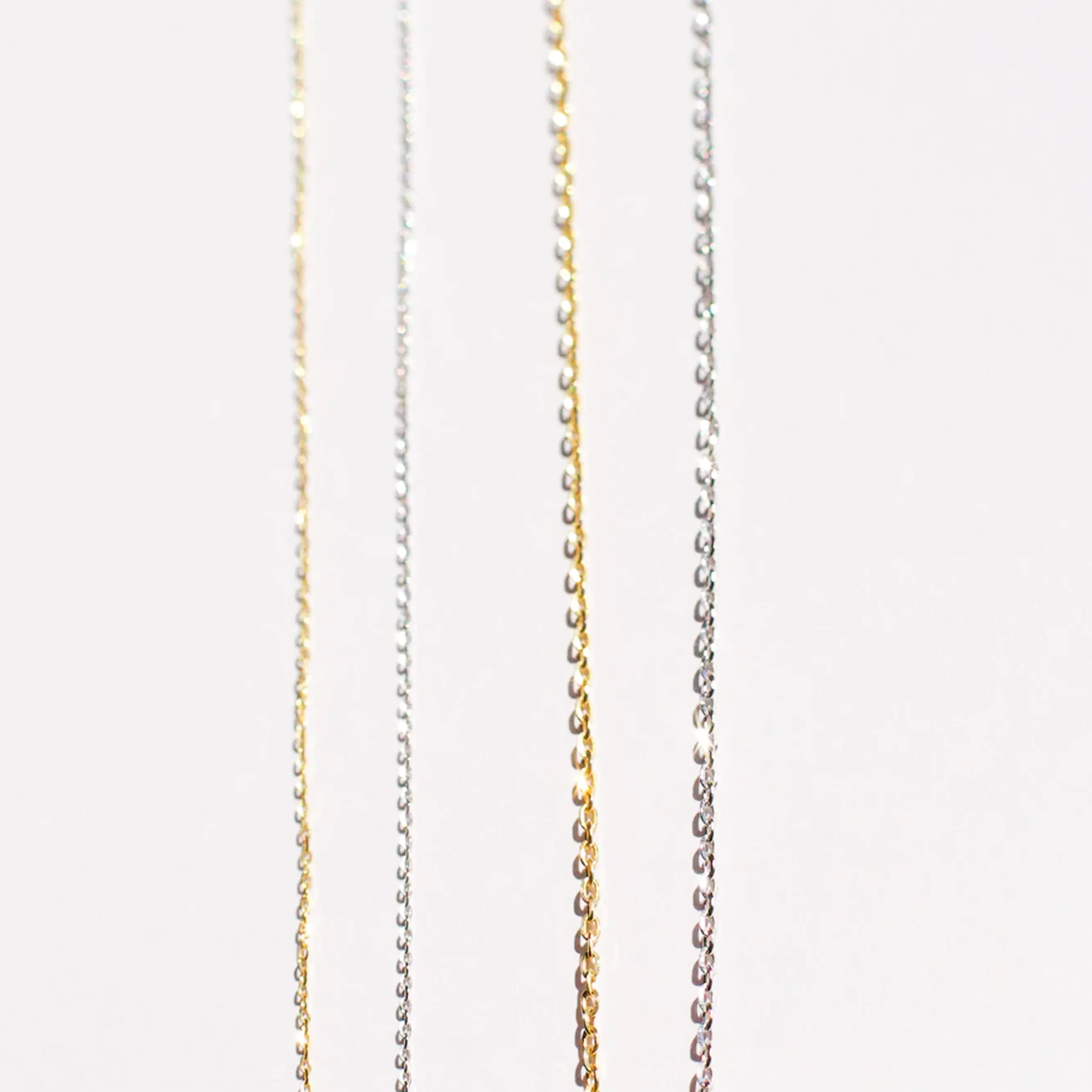 Carrie Hoffman Posey Light 50/50 Chain- 18"