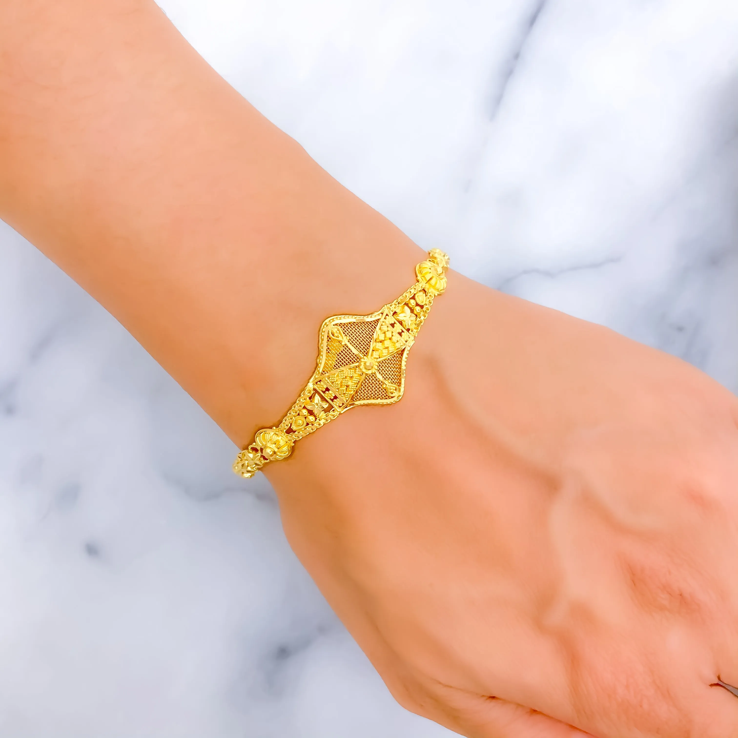 Charming Intricate 22k Gold Bracelet