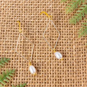 Dainty Pearl Earrings