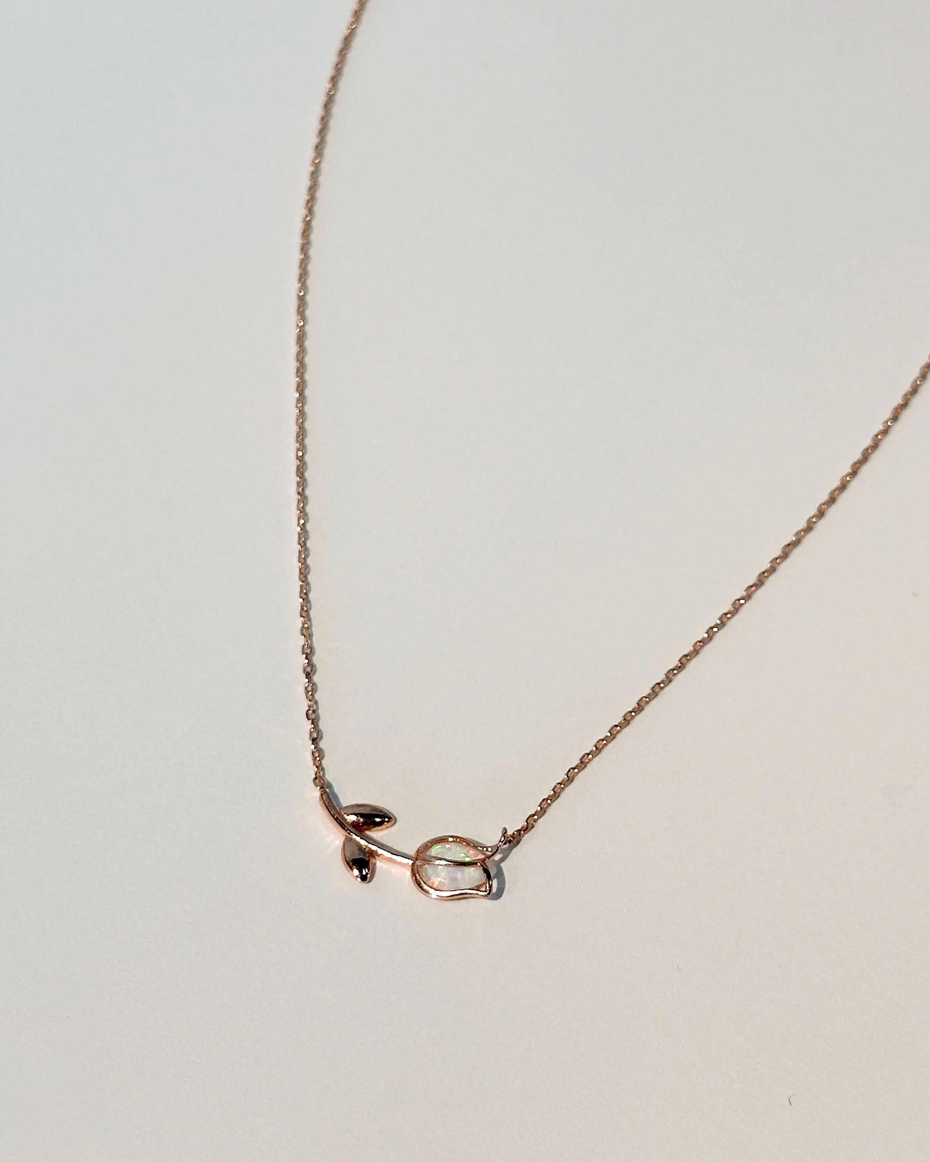 Dainty Tulip Pendant Necklace