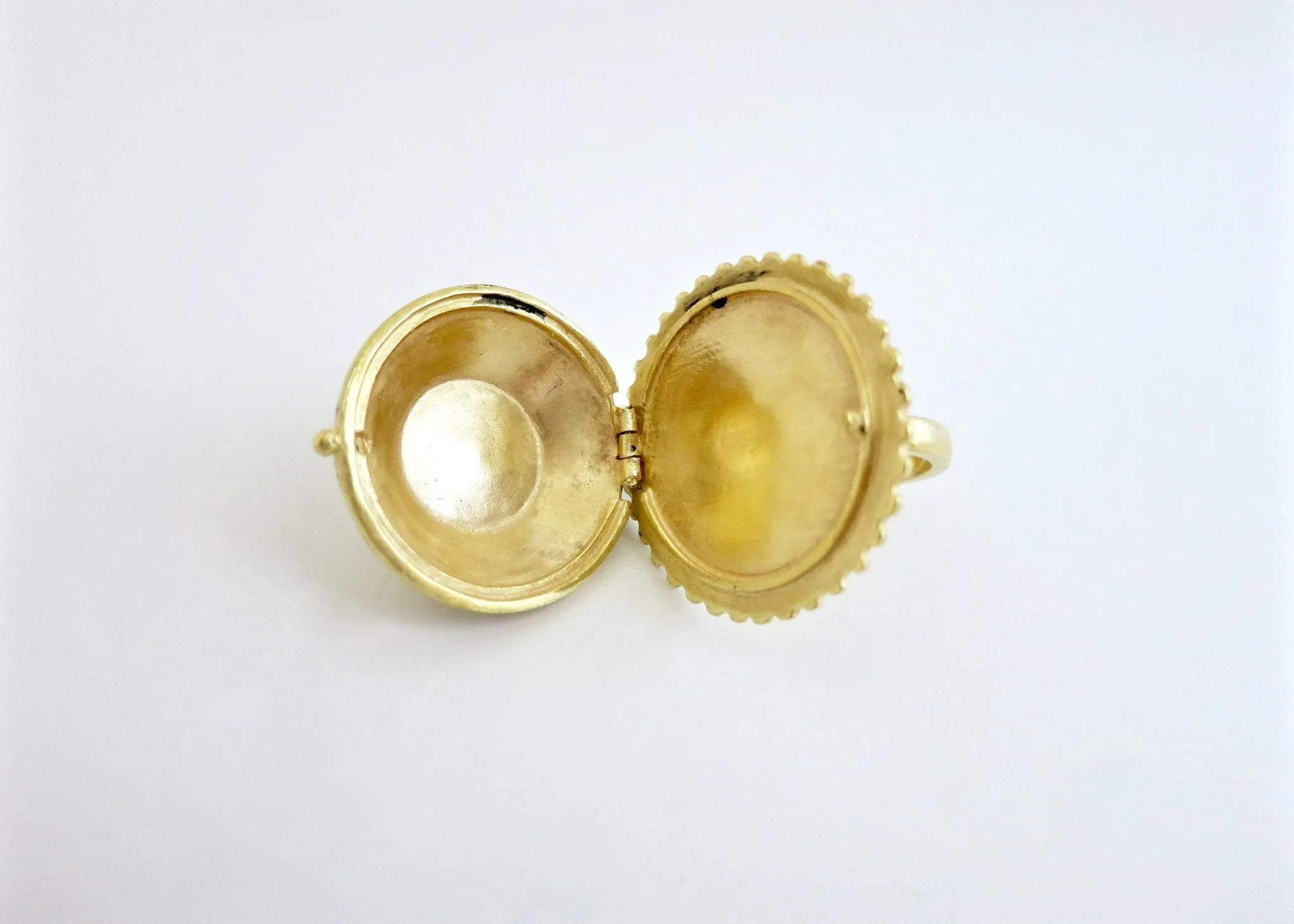 Ethno-tribal, flat top dome, gold-plated brass amulet ring