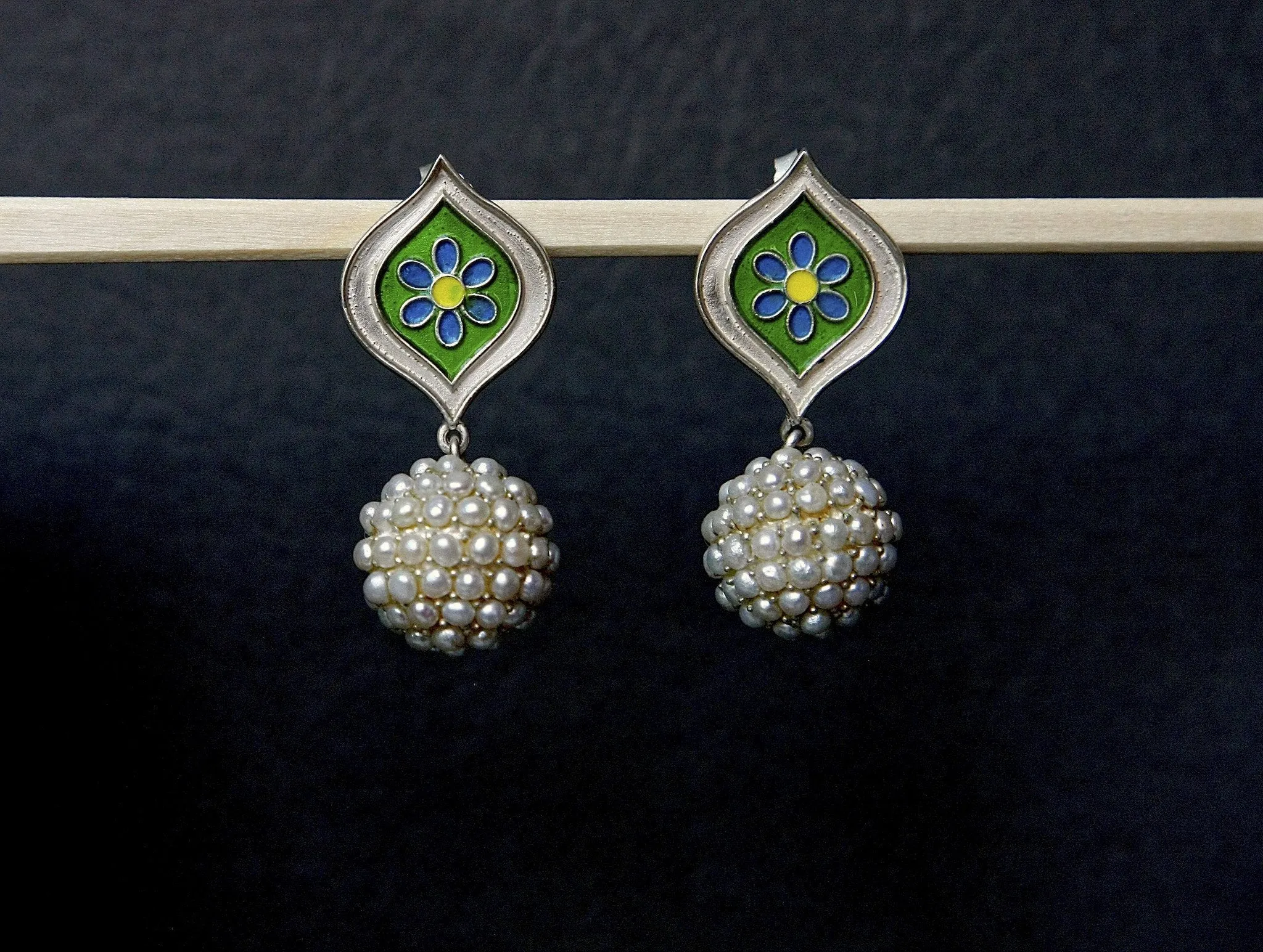 Exquisite, seed pearl earrings with enamel work