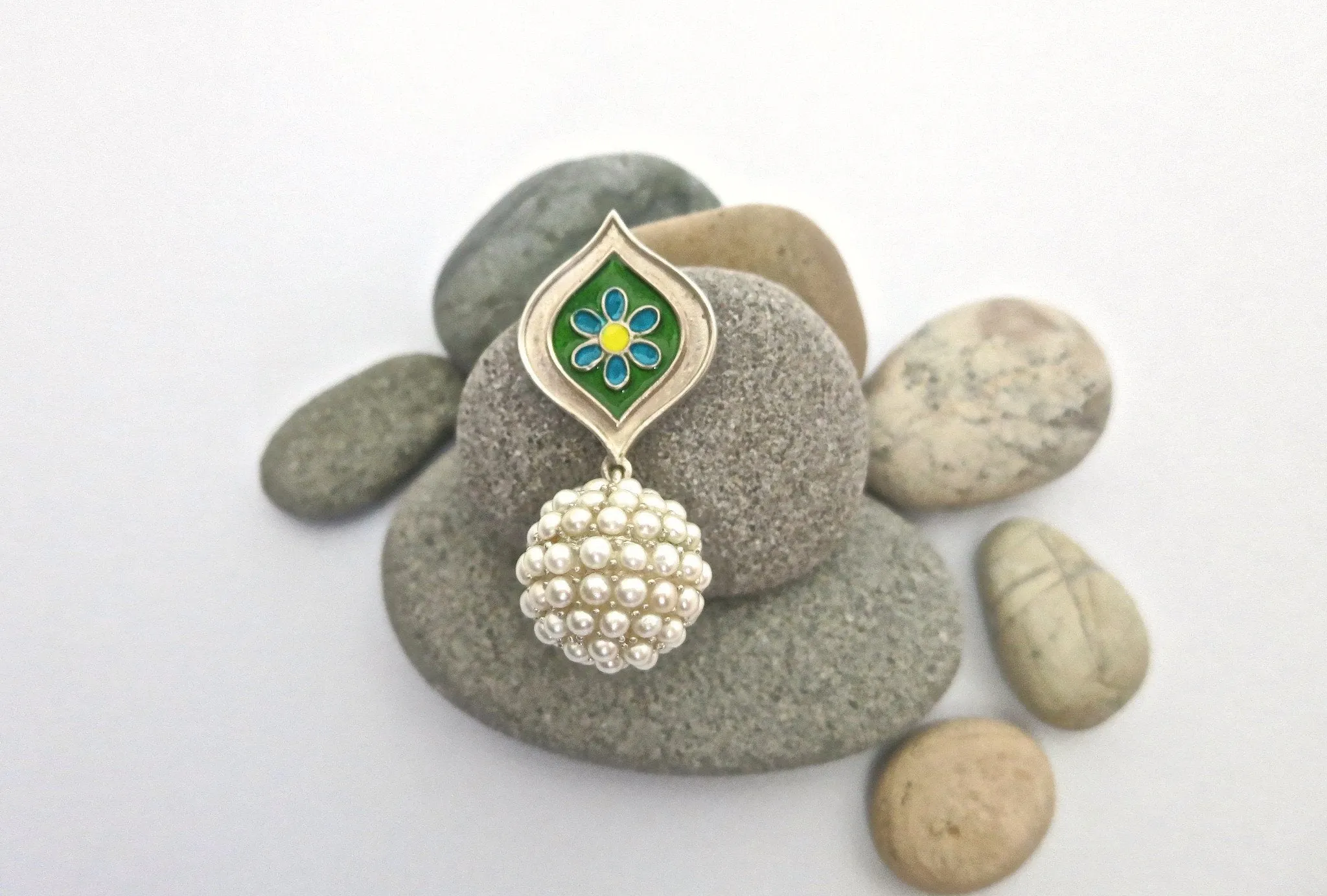 Exquisite, seed pearl earrings with enamel work