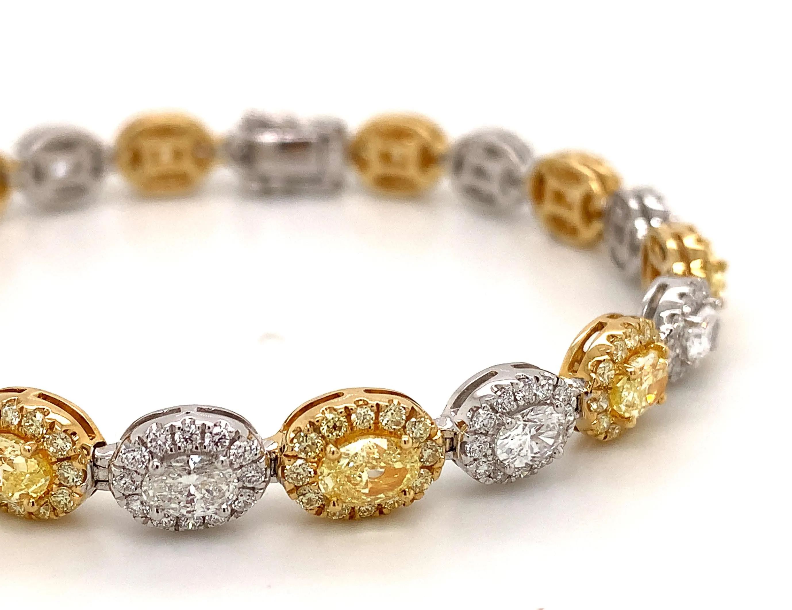 Fancy Yellow and White Diamond Statement Bracelet 9.10ctw