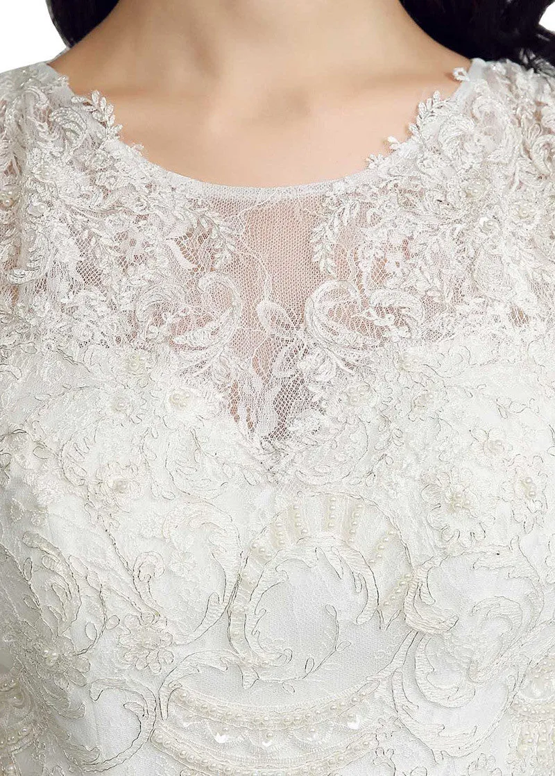 Fantastic Lace & Tulle Jewel Neckline Sheath Wedding Dresses With Lace Appliques