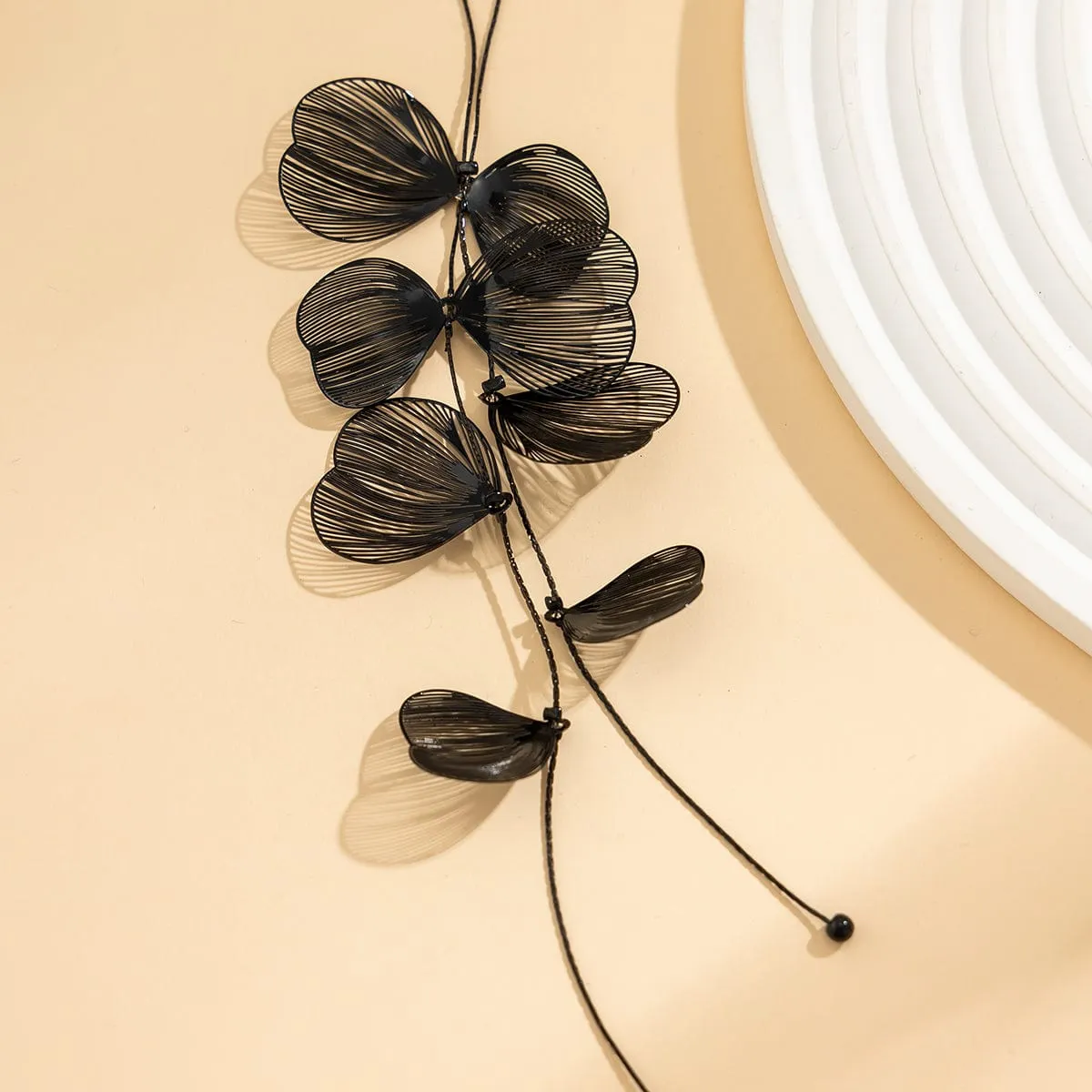 Geometric Abstract Black Leaf Pendant Y Necklace