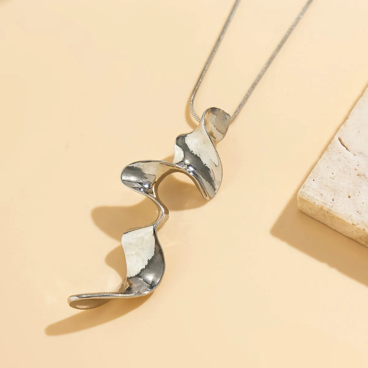 Geometric Abstract Ribbon Pattern Necklace