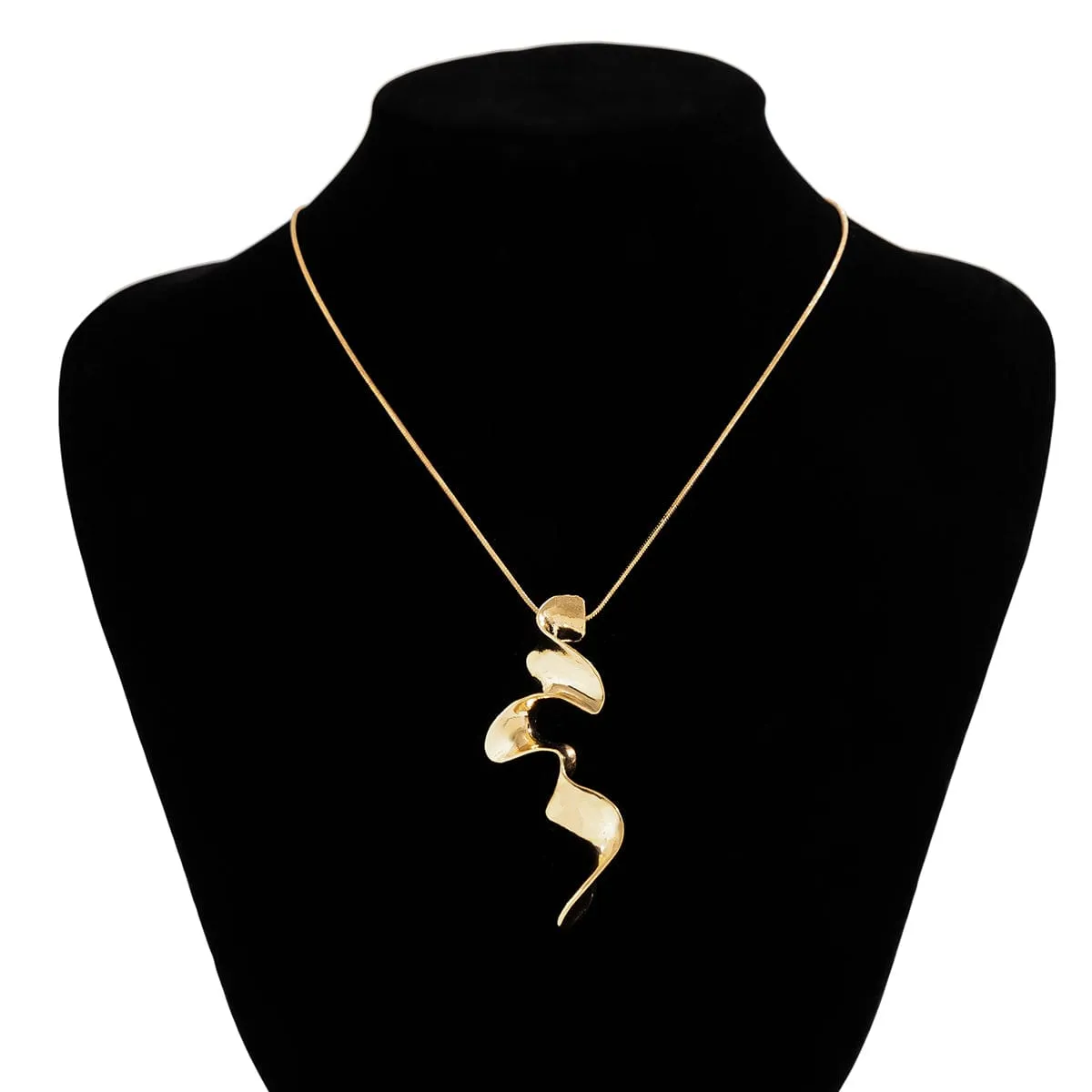 Geometric Abstract Ribbon Pattern Necklace