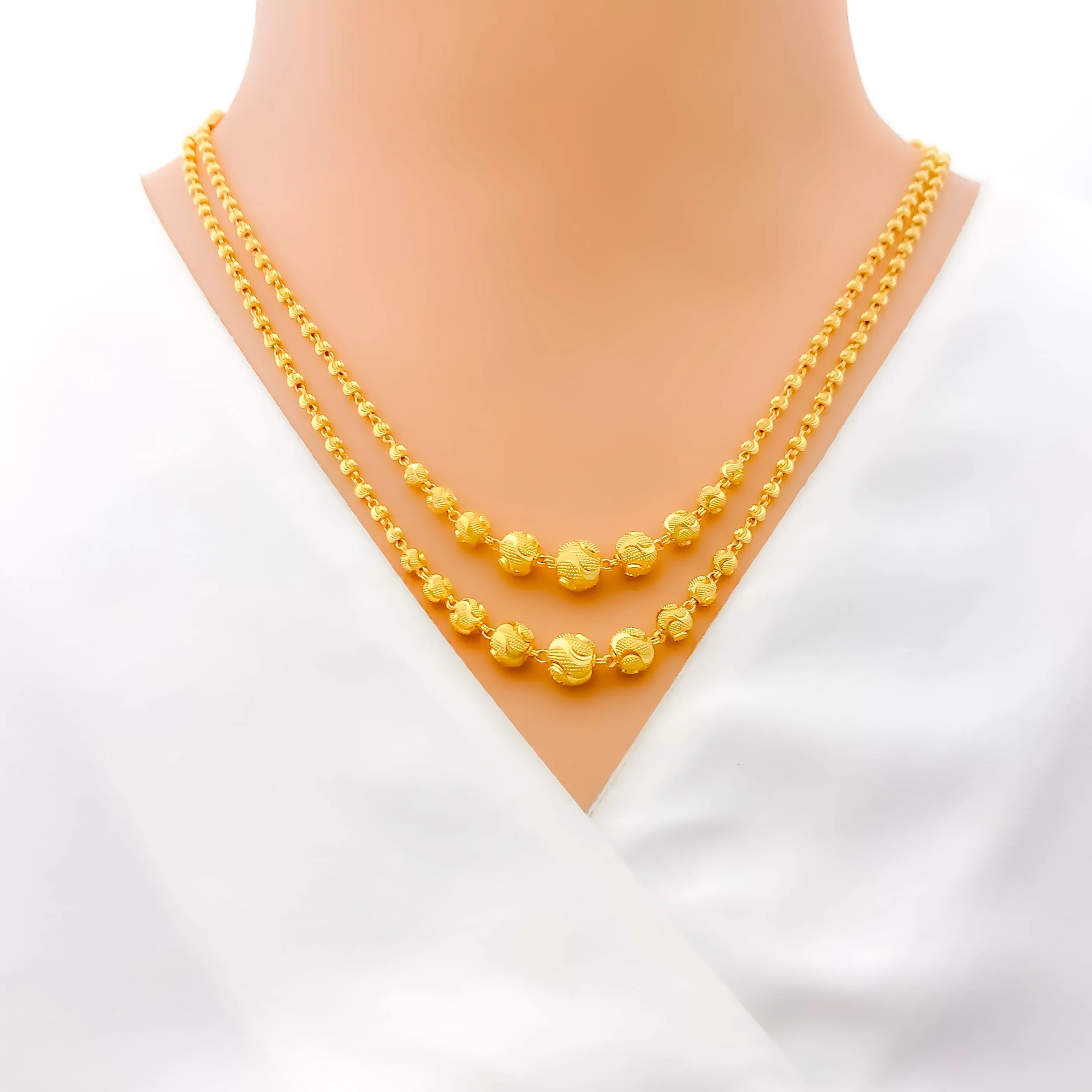 Glamorous Wavy 22k Gold Two Lara Necklace Set