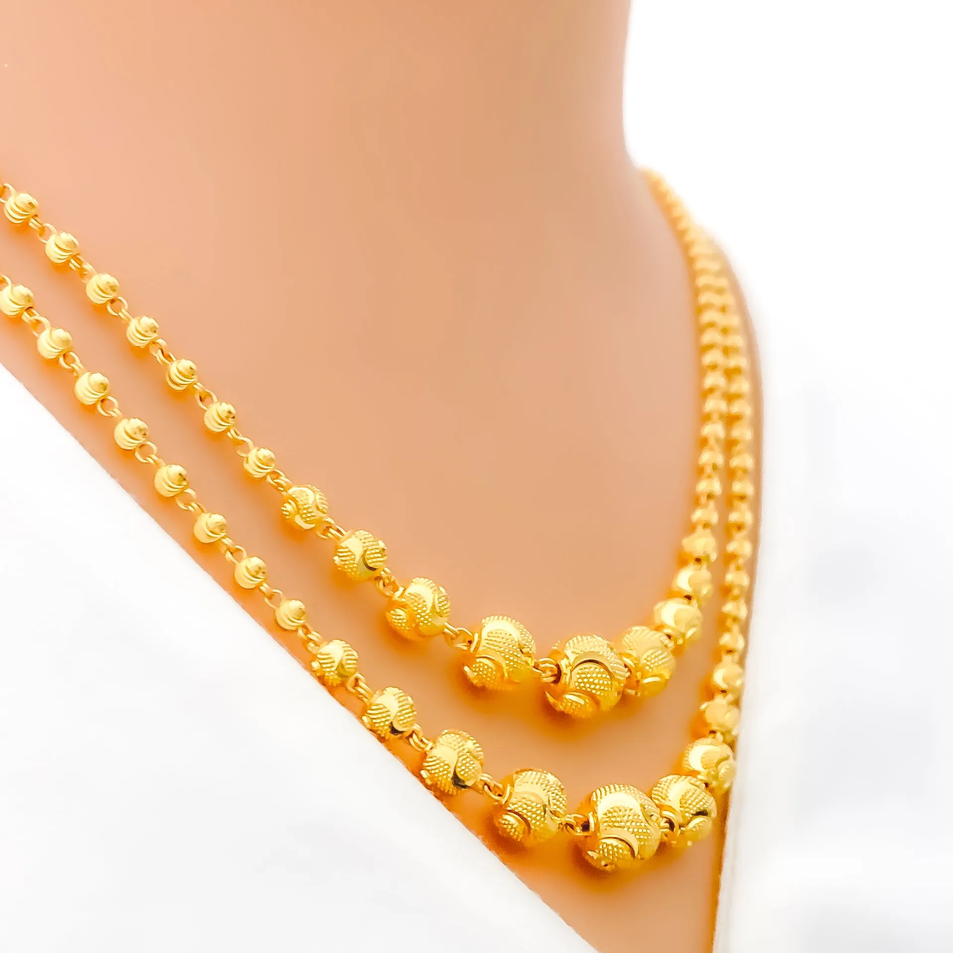 Glamorous Wavy 22k Gold Two Lara Necklace Set