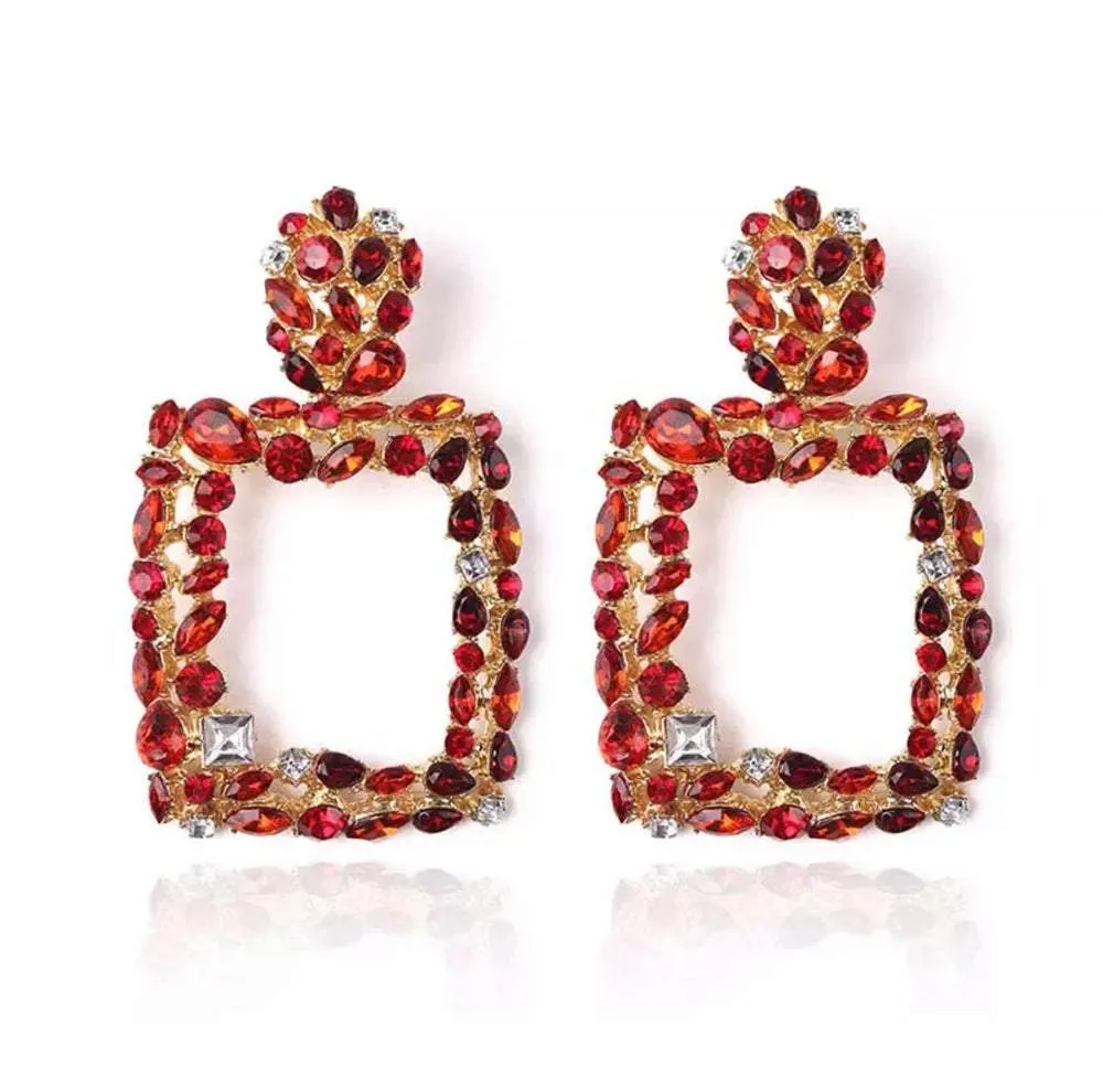 GLITZY SQUARE EARRINGS