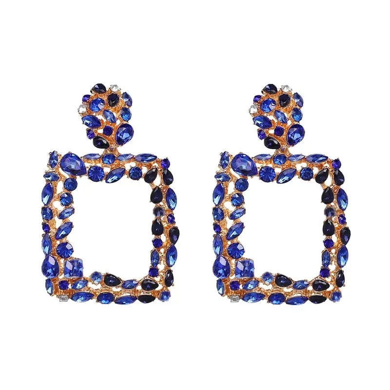 GLITZY SQUARE EARRINGS
