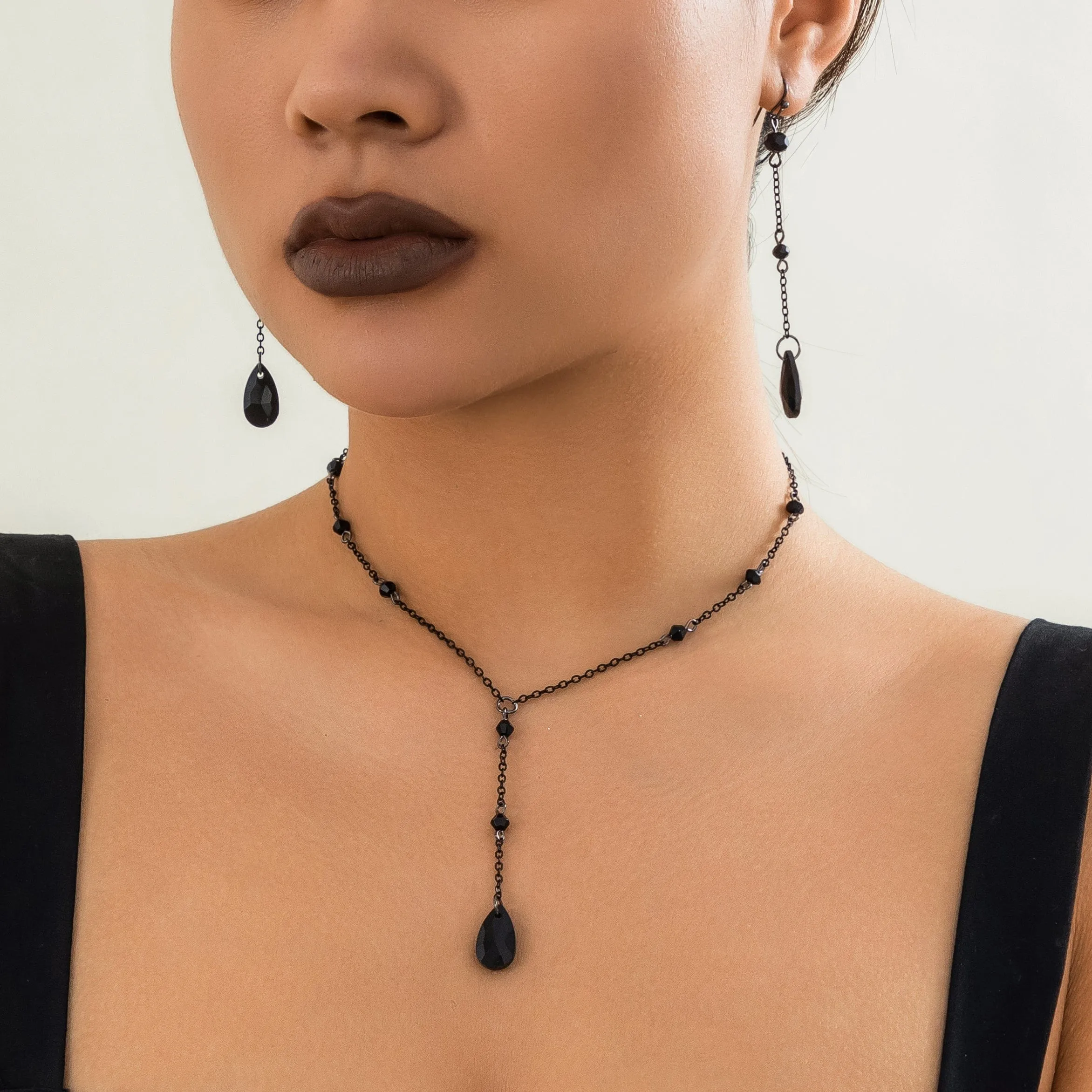 Gothic Rhinestone Waterdrop Pendant Y Necklace Earrings Set
