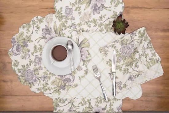 Grace Quilted Reversible Table Runner