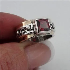 Hadar Designers 9k Yellow Gold Sterling Silver Garnet Filigree Ring (S 1662)