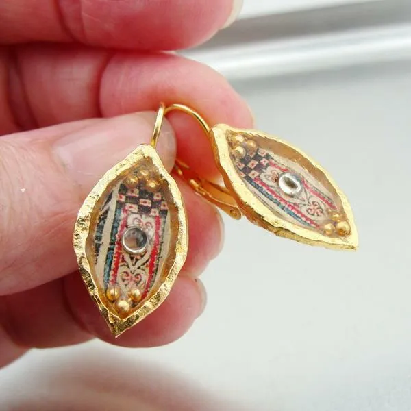 Hadar Designers Handmade Artist High Fashion Gold Pl Colored Earrings (as