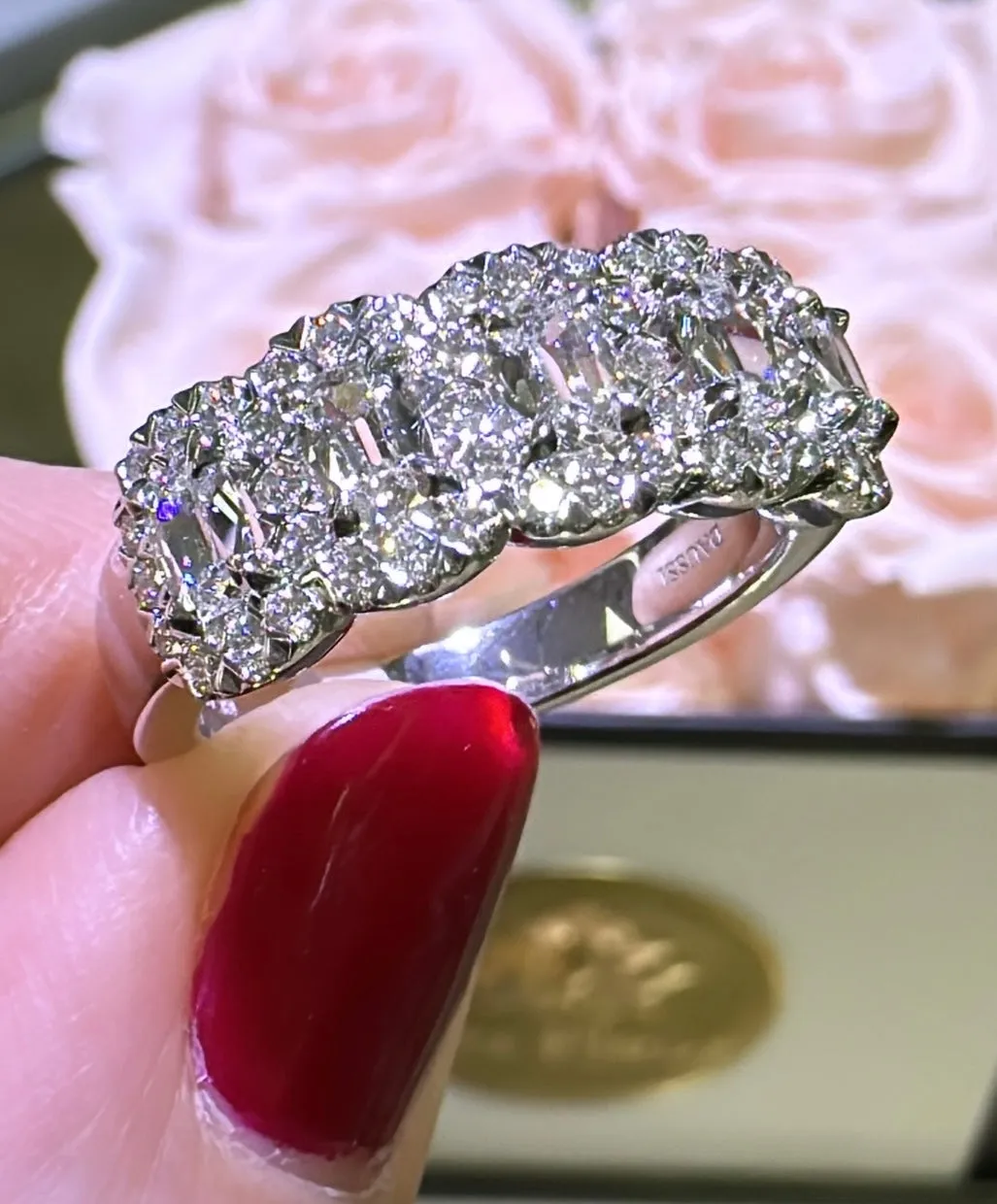 Henri Daussi Designer Most desired 1.14carat Diamond Five Stone Anniversary Band Ring