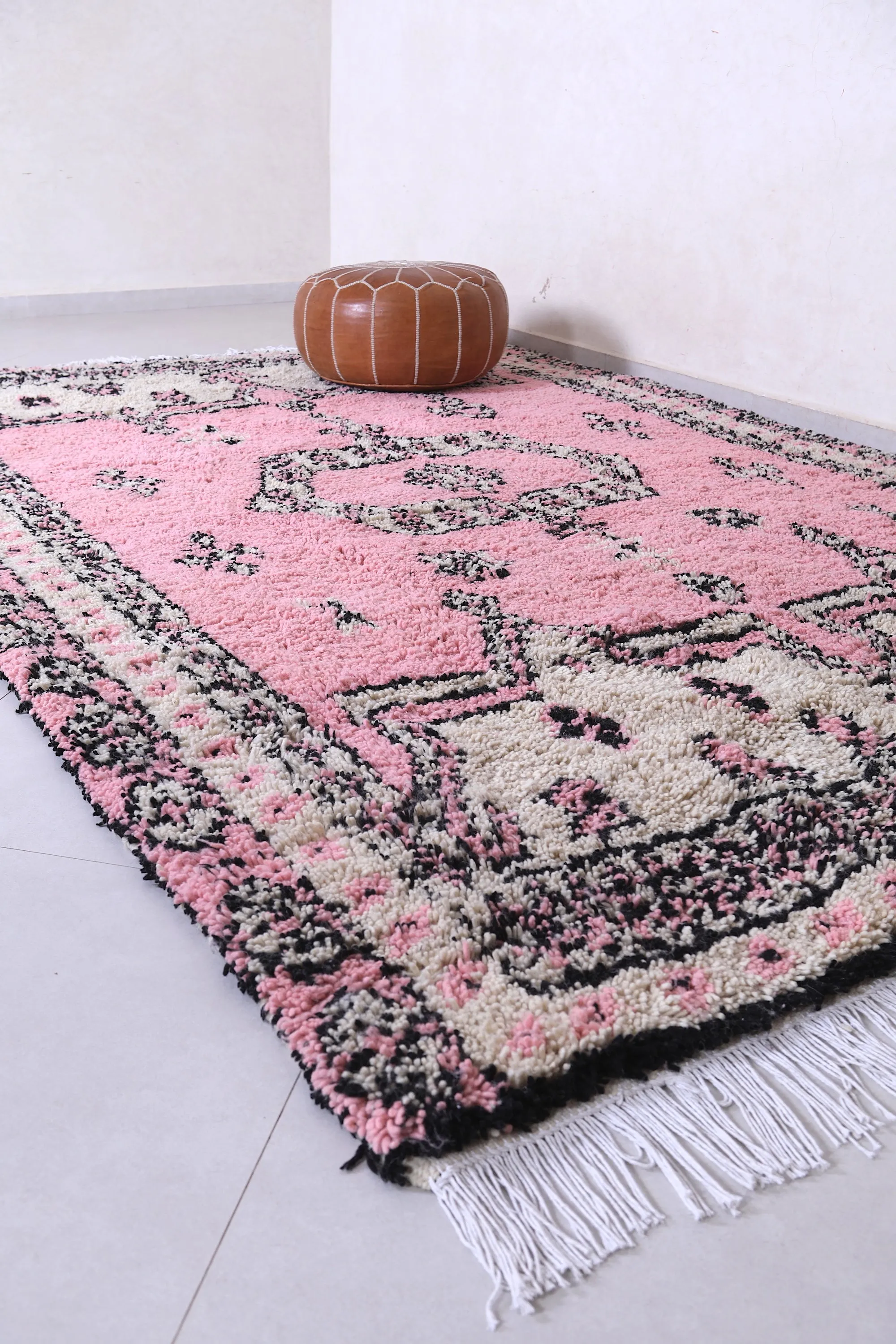 High atlas Moroccan rug - Pink Azilal rug - Wool rug