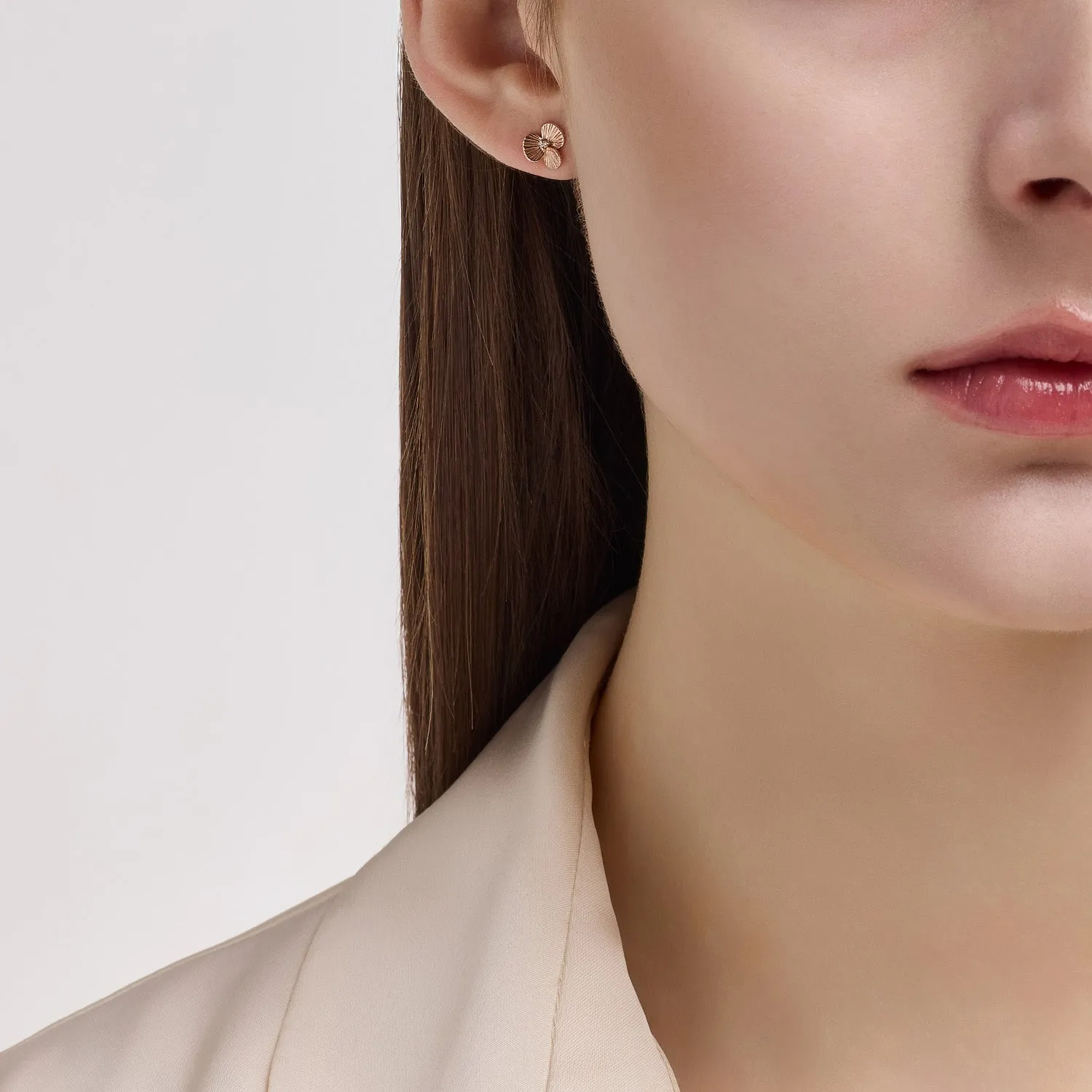 La D.D Gold One-sided Earring JDDER5S054S