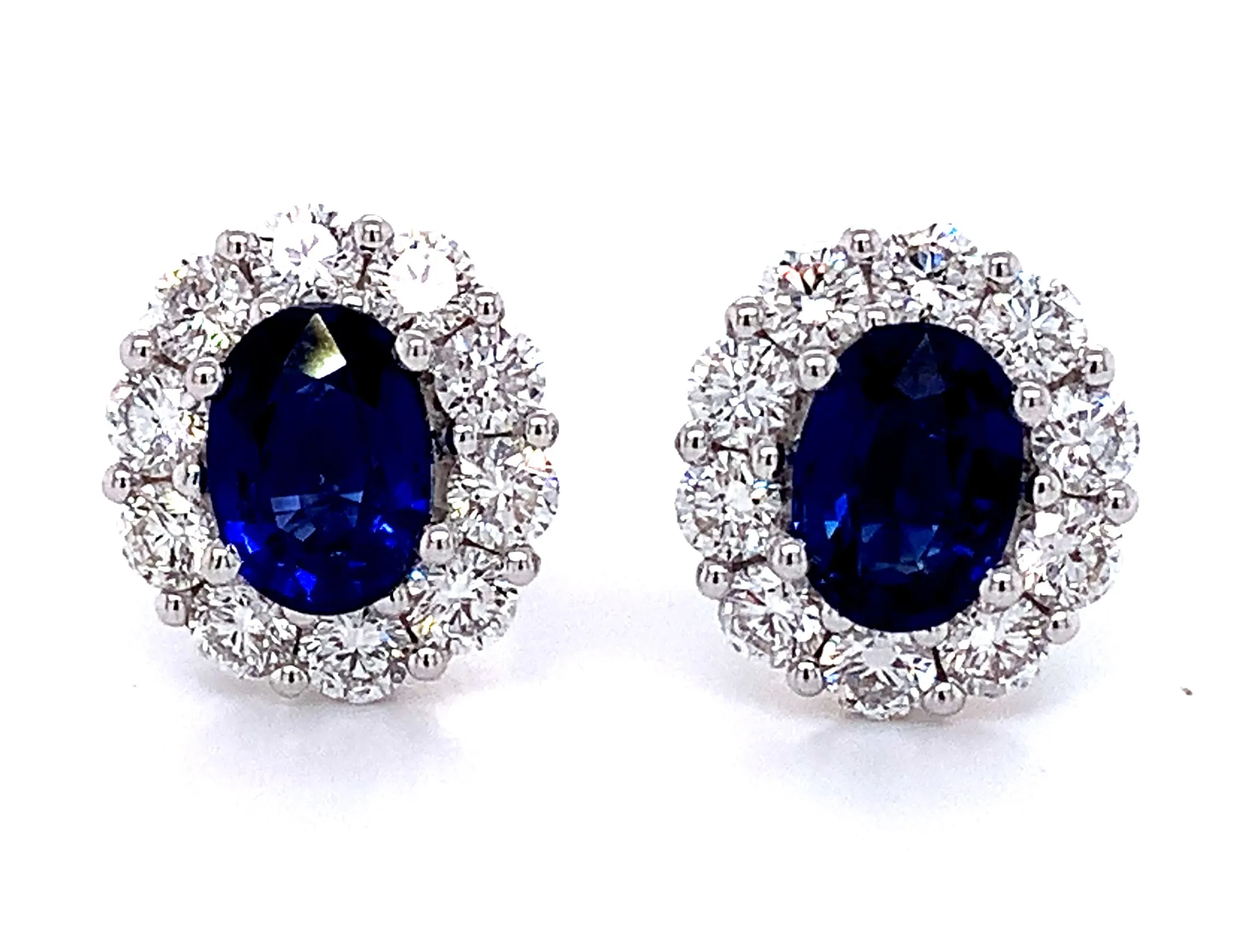 Ladies Diamond and Blue Sapphire Stud earrings