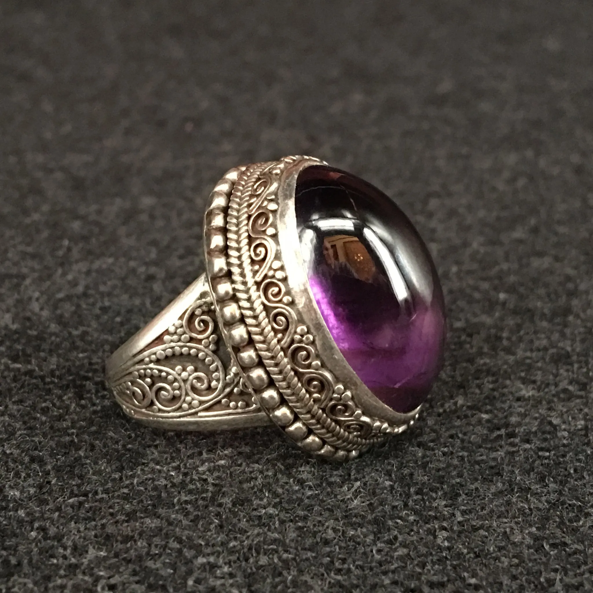 Large Himalayan Oval Amethyst Ring