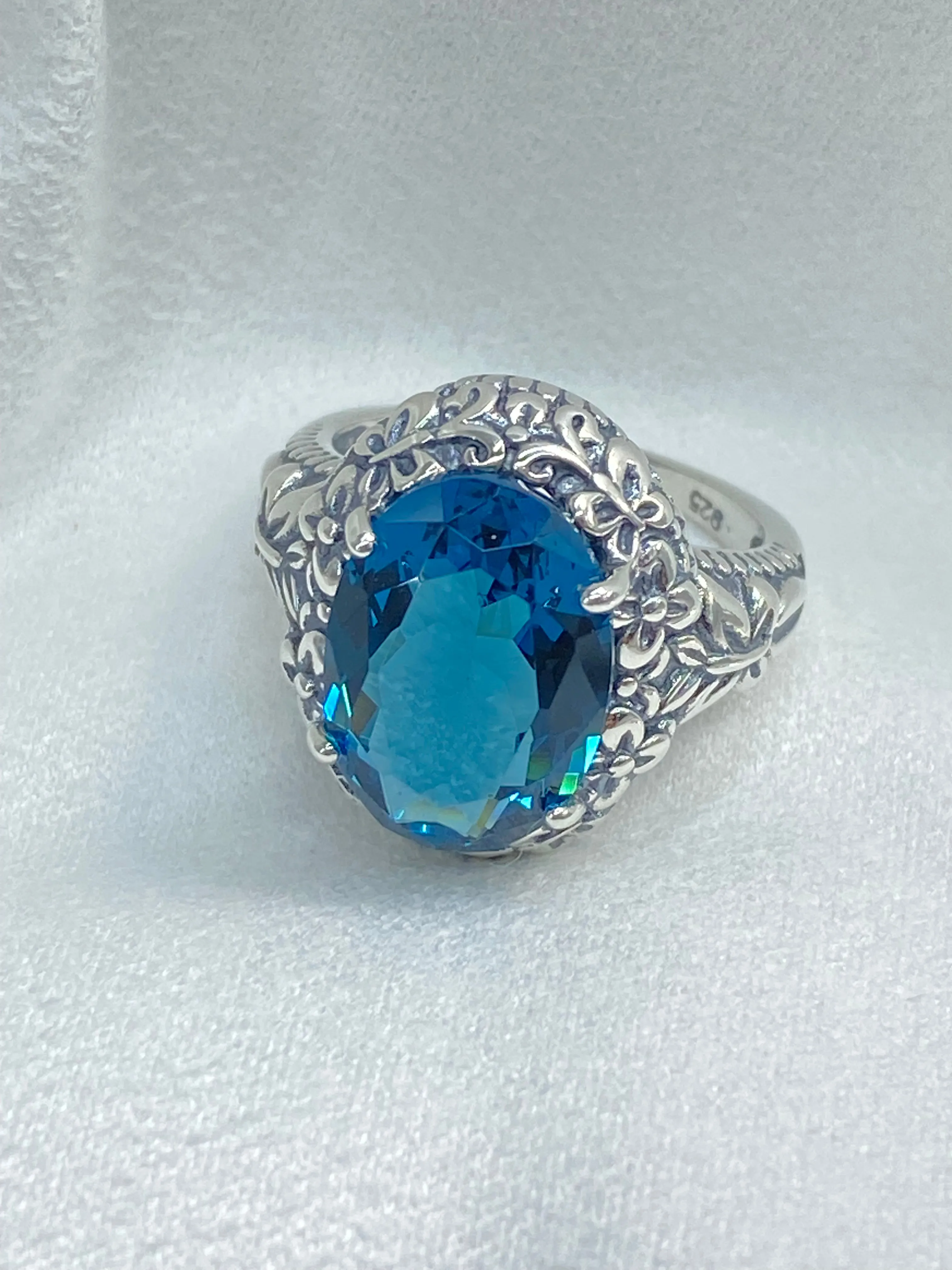 London Blue Butterfly Ring, Size 6, Oval Gemstone, Art Nouveau Vintage Ring, D79 - Ready to Ship