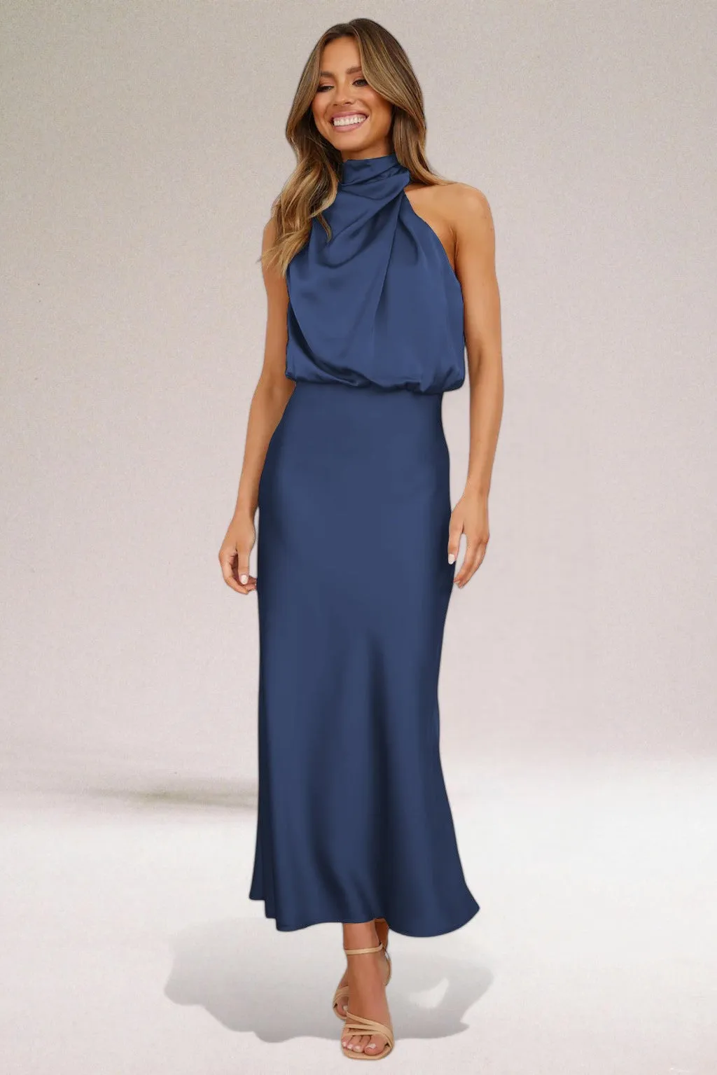Luna | Glamorous satin dress