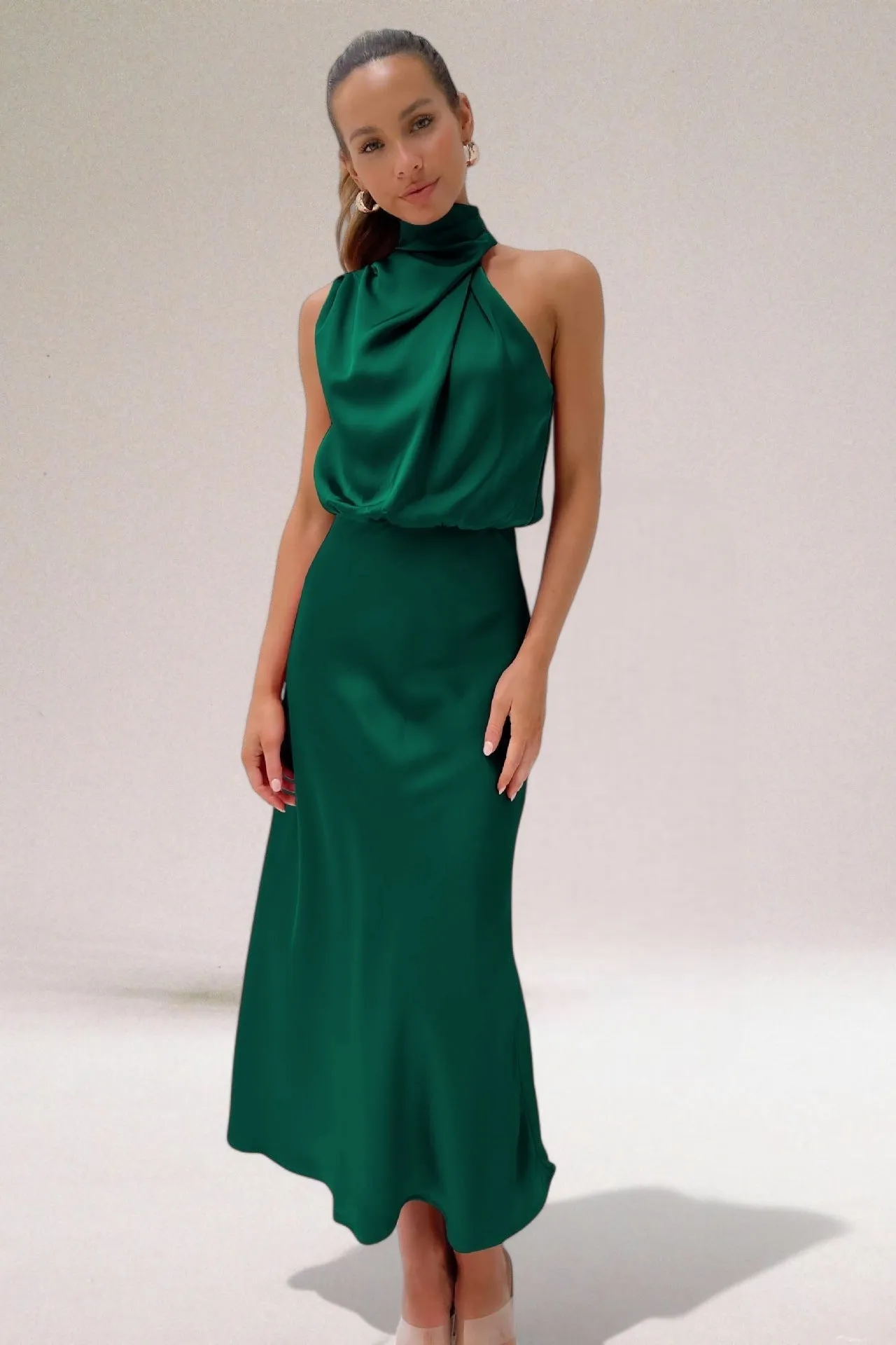 Luna | Glamorous satin dress
