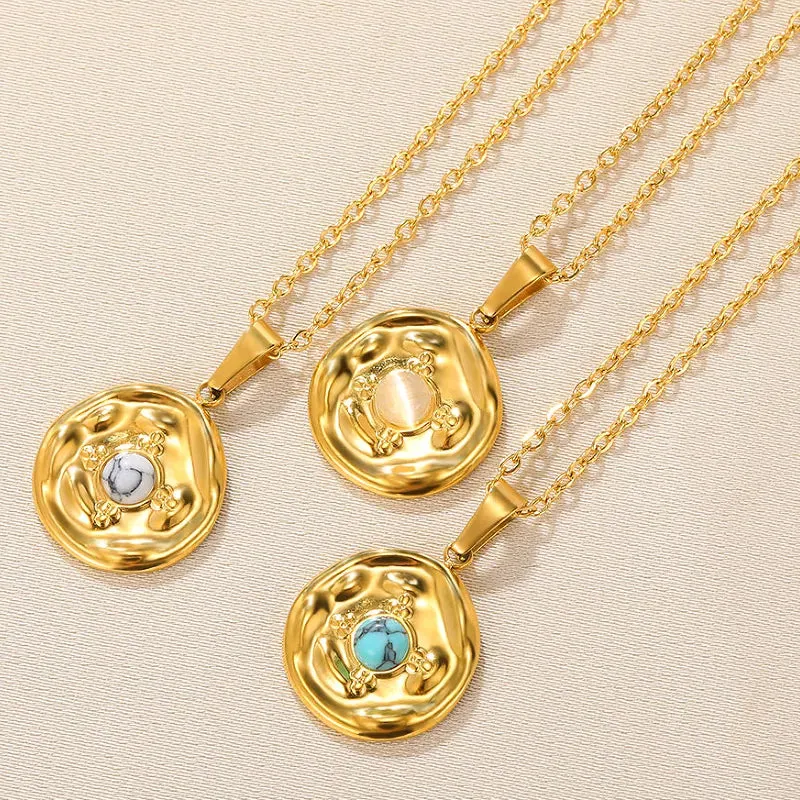 Maya Pendant Necklace