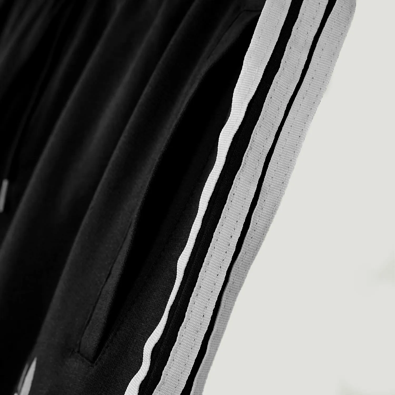 Men's Stylish & Trendy Side Sewed Stripes Trouser - Black