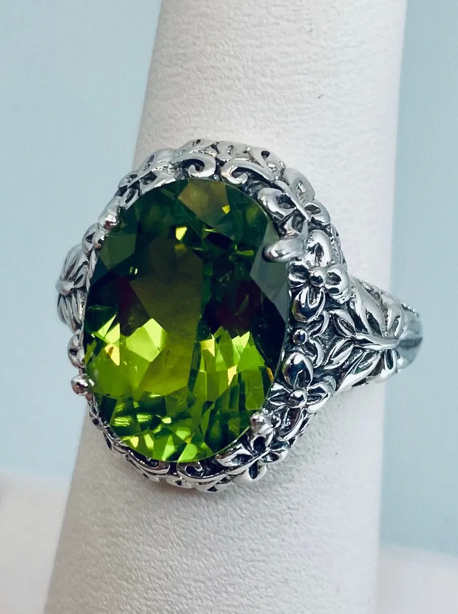 Natural Green Peridot Butterfly Ring, Oval Gemstone, Art Nouveau Vintage Ring, D79