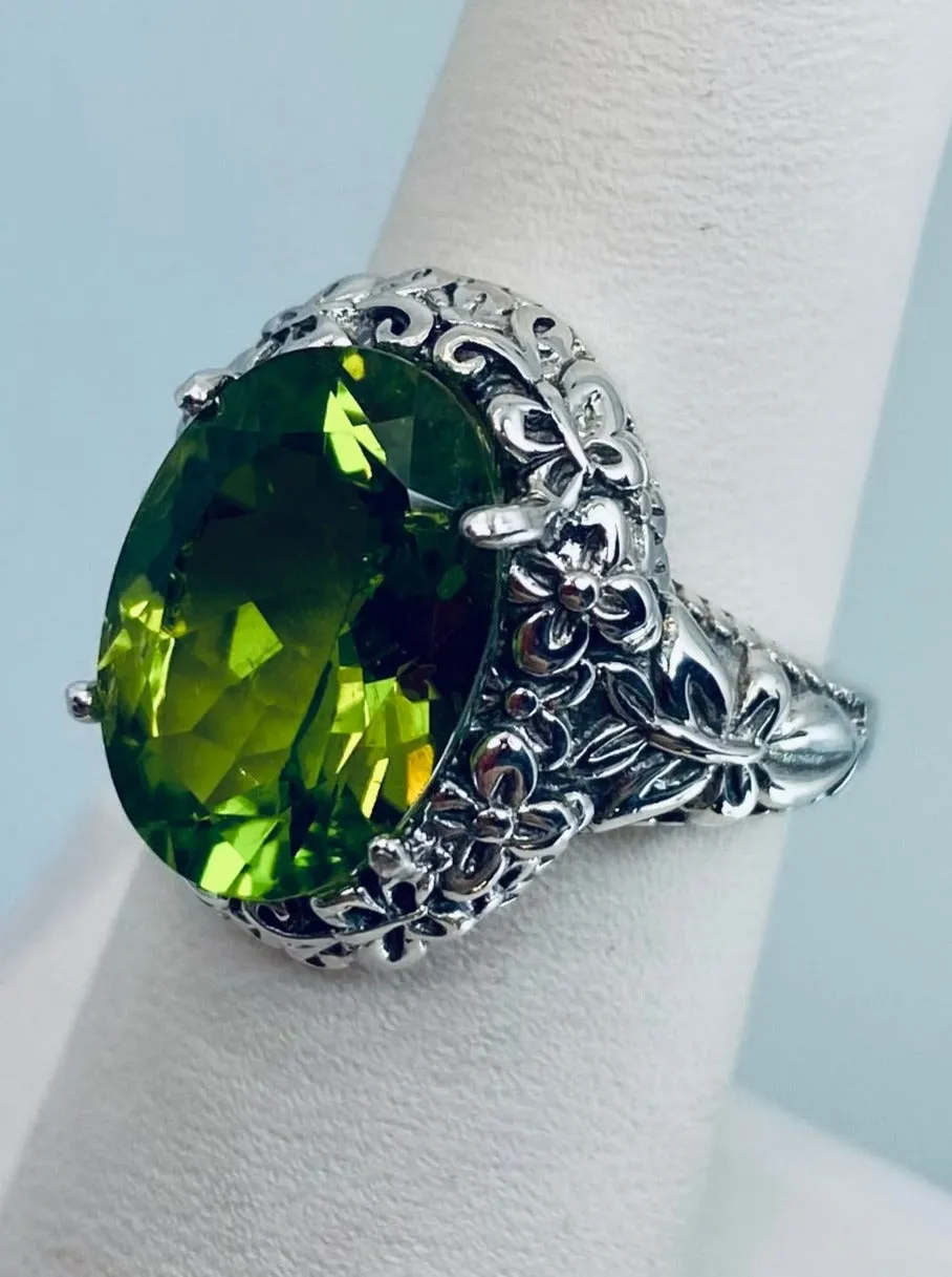 Natural Green Peridot Butterfly Ring, Oval Gemstone, Art Nouveau Vintage Ring, D79