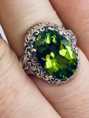 Natural Green Peridot Butterfly Ring, Oval Gemstone, Art Nouveau Vintage Ring, D79