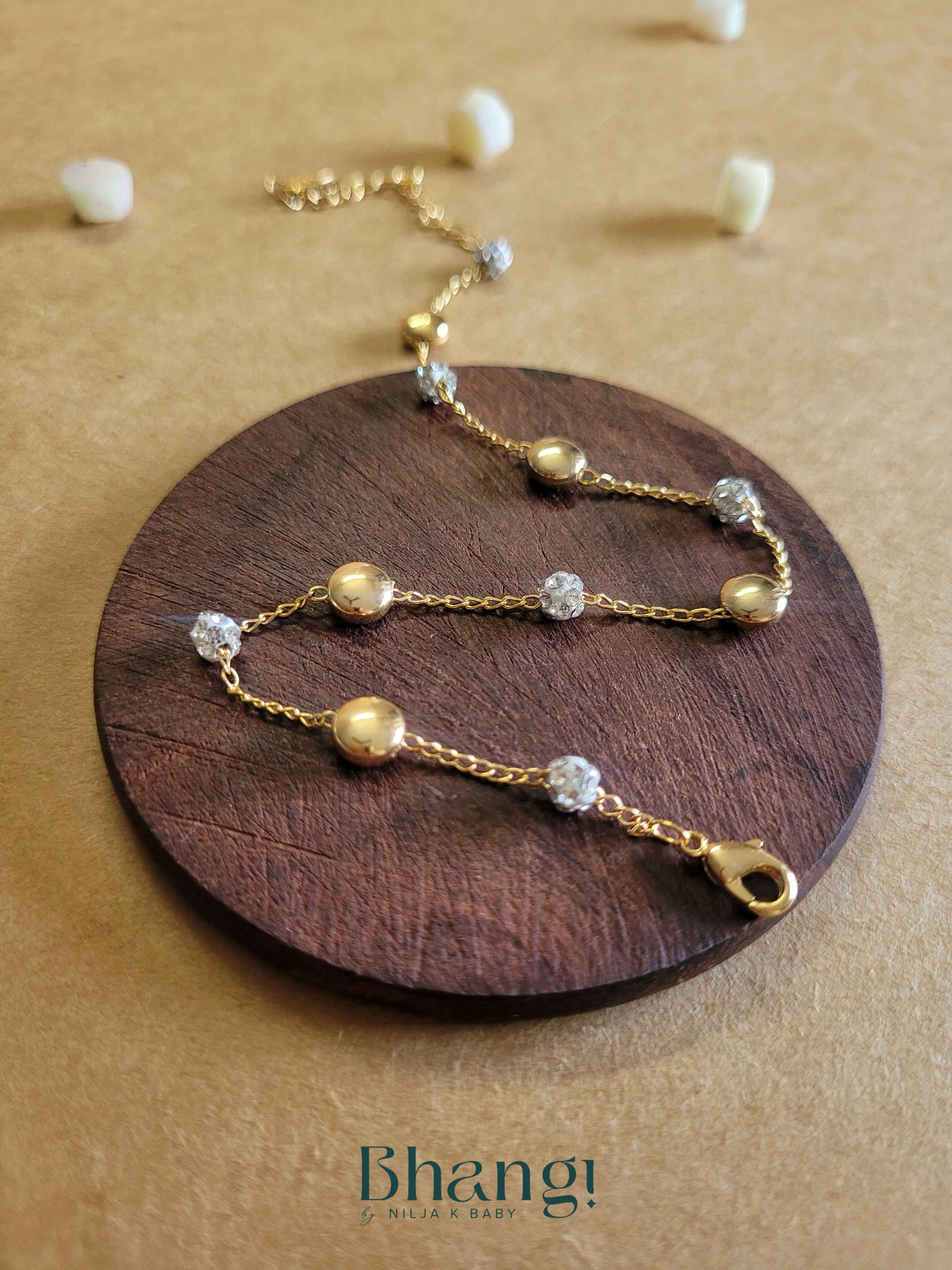 Oval & Crystal Single Anklet