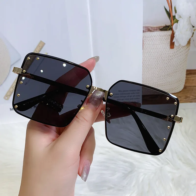 Oversized Square Shaped Sunglasses with Full Metal Rim