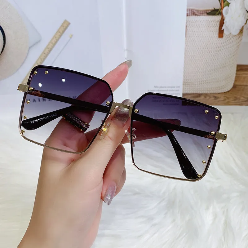 Oversized Square Shaped Sunglasses with Full Metal Rim