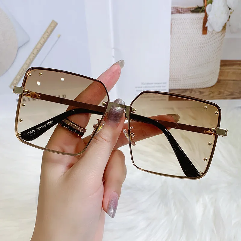 Oversized Square Shaped Sunglasses with Full Metal Rim