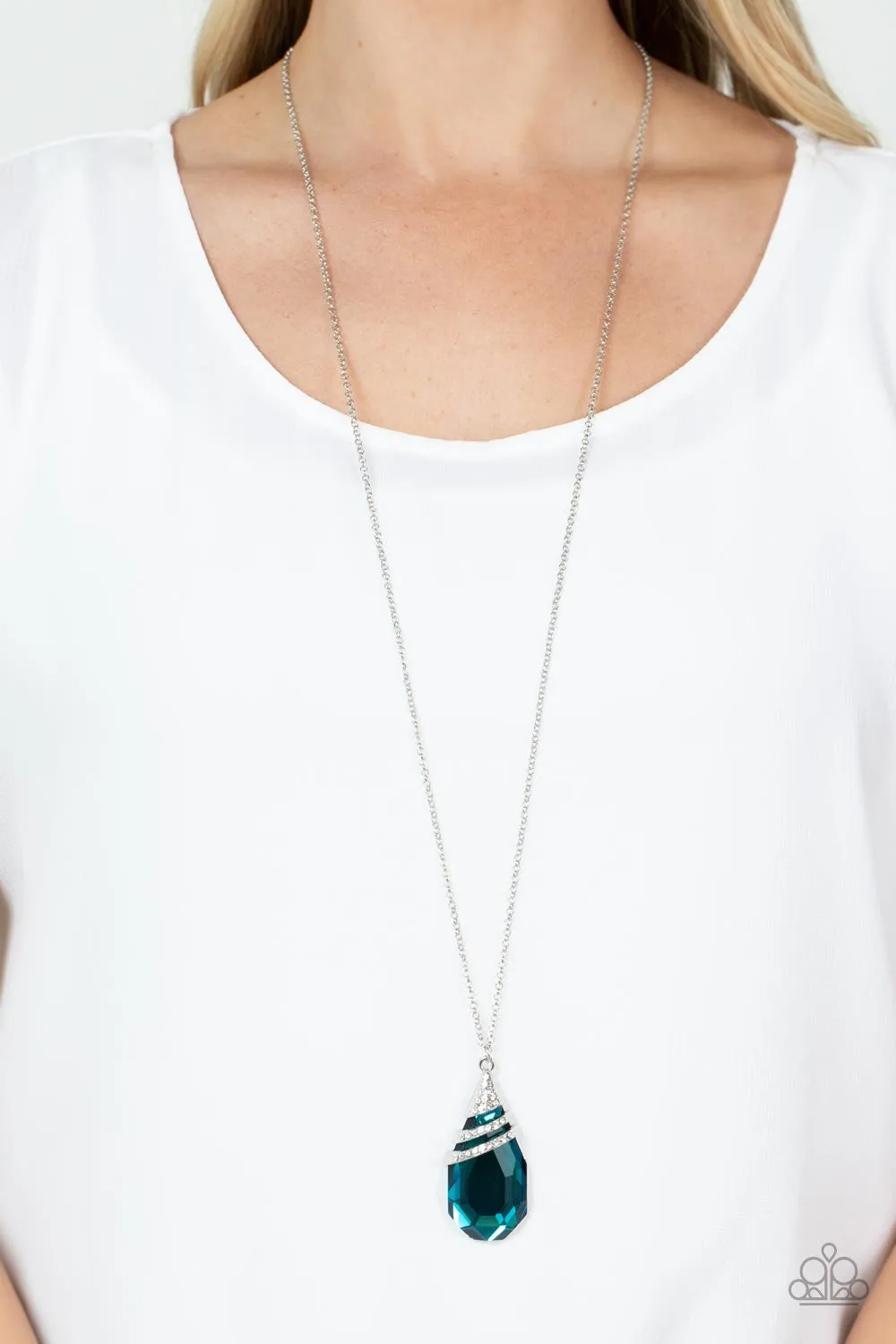Paparazzi Demandingly Diva - Blue Necklace