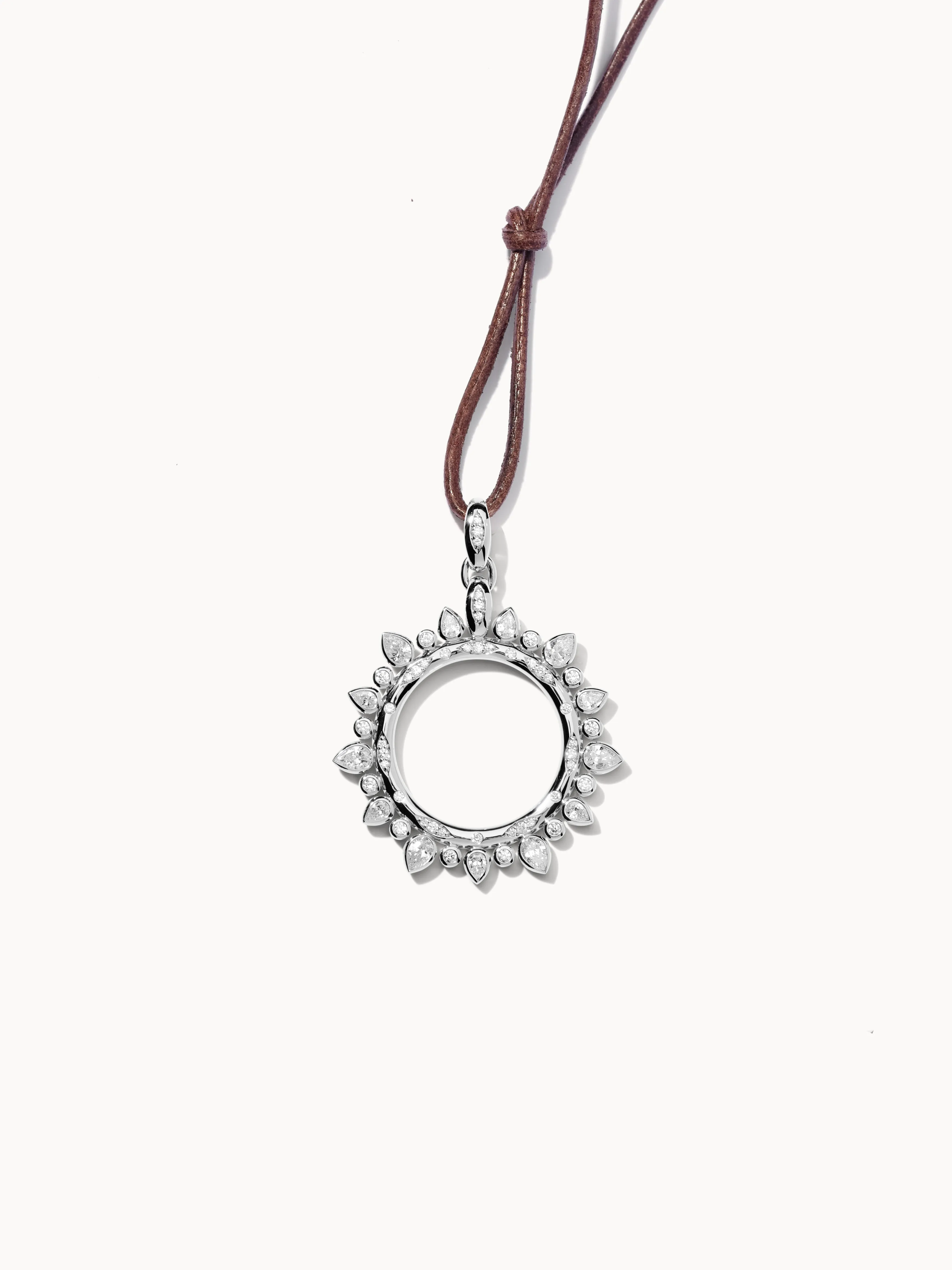 Pendant GYPSY 'Classic' Sun large with Diamonds