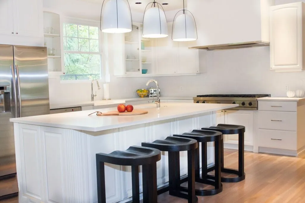 Saddle Counter Stool