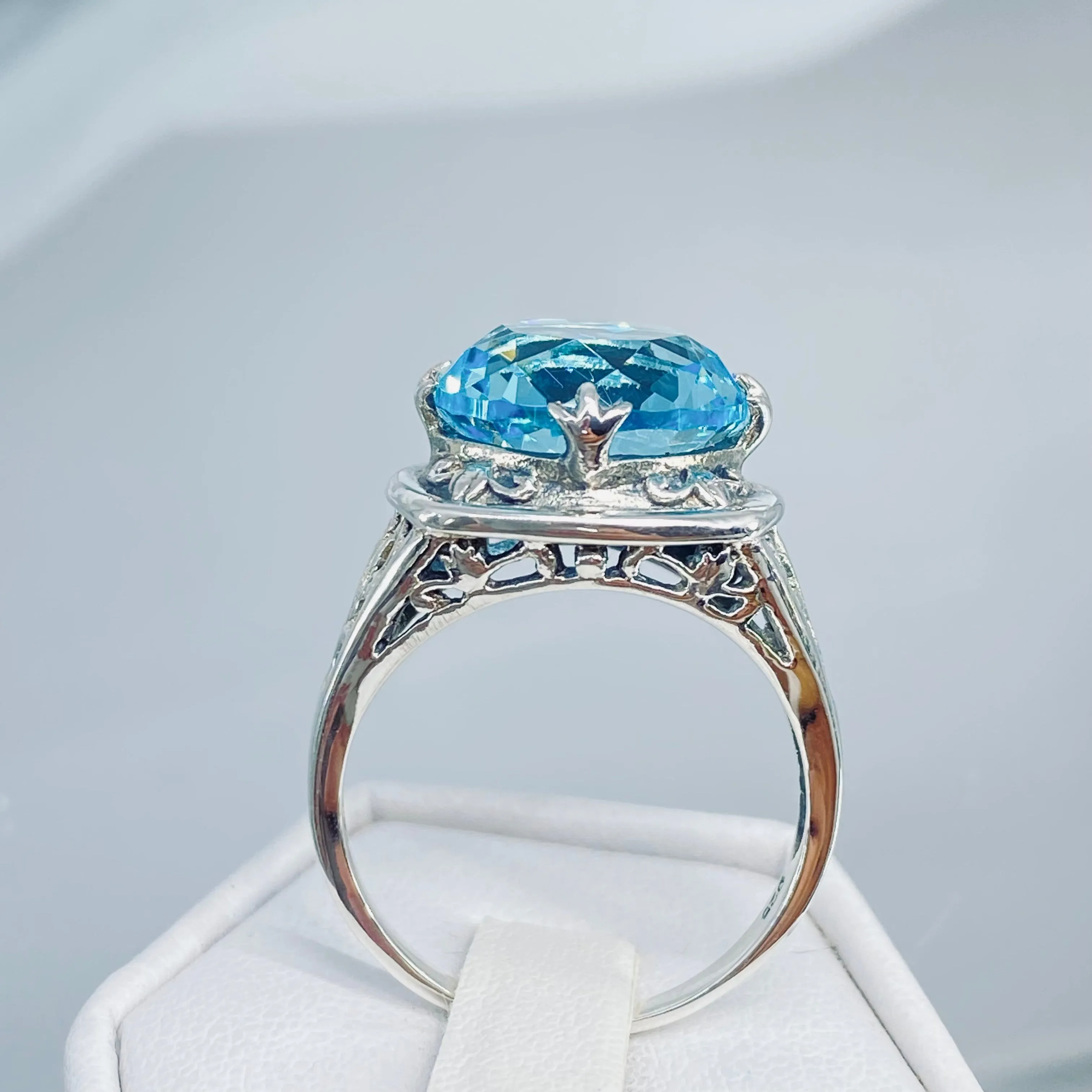 Sky Blue Ring, Round Cut, Lotus Art Deco Filigree, D130