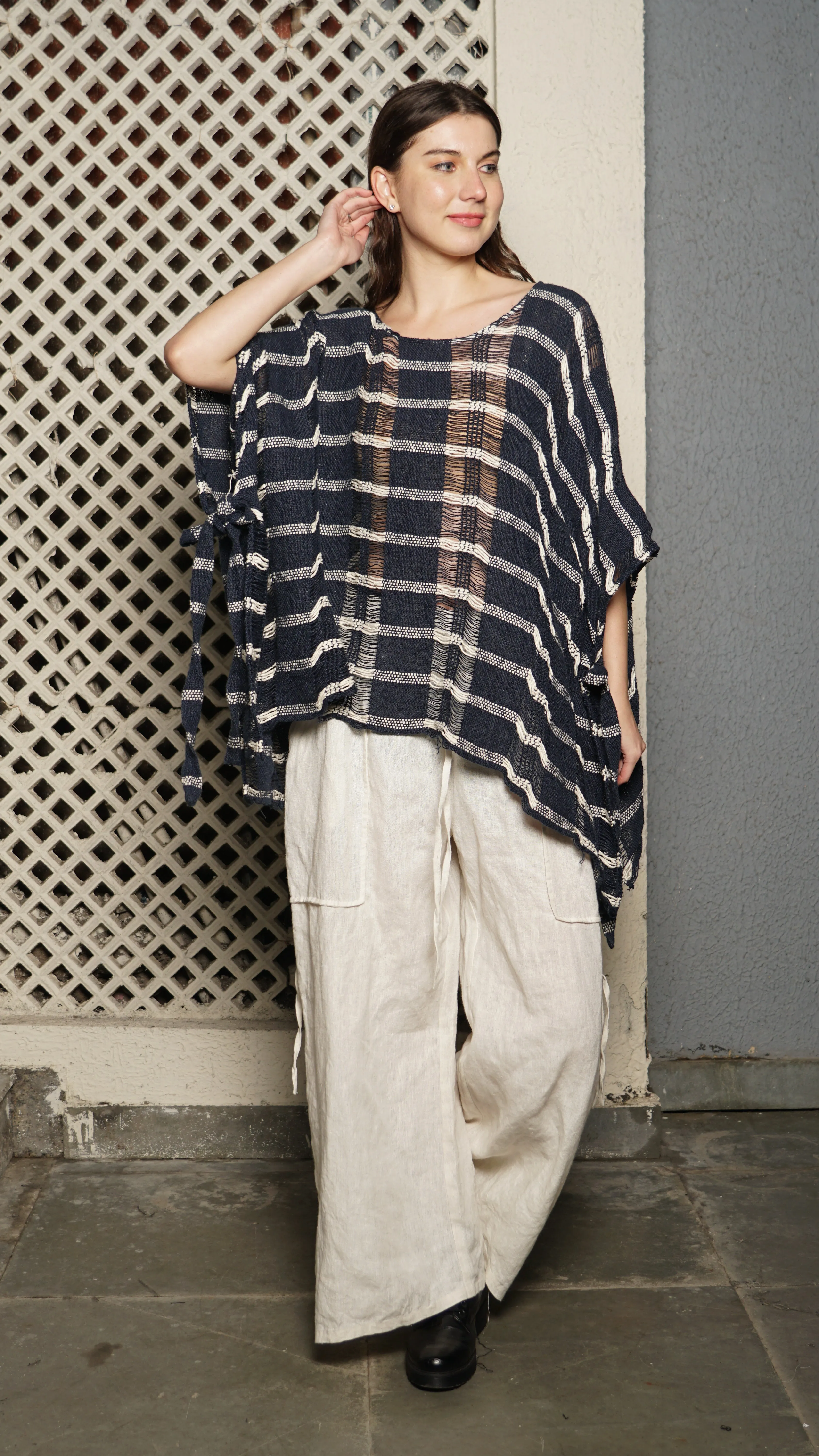 Waverly Linen Top in Navy