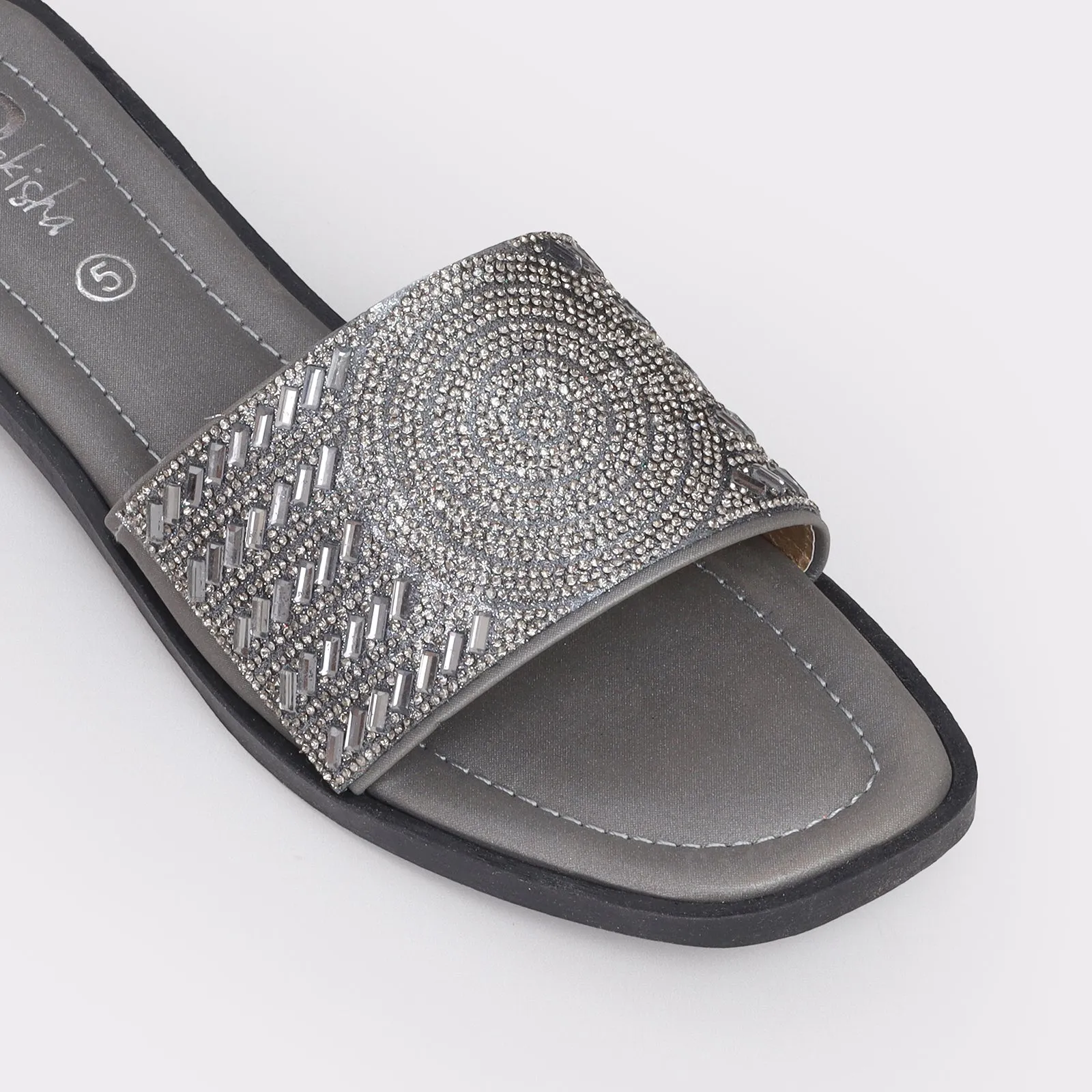 Women's Fashionable Chappals